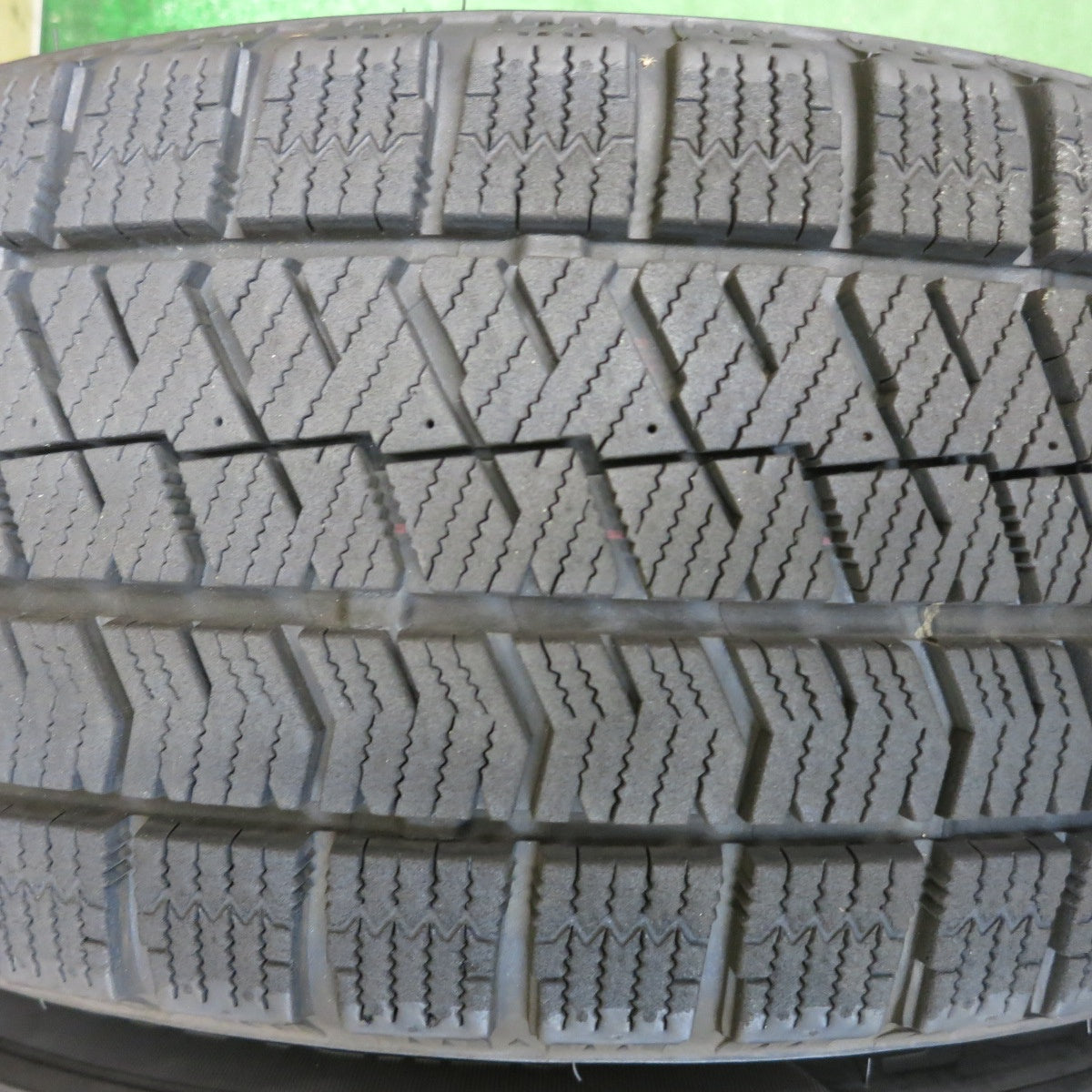 バリ溝！24年！キレイ！9分◎スタッドレス 195/65R15 ブリヂストン ブリザック VRX2 LUTZ 社外 アルミ 15インチ PCD114.3/5H◎6092705HAス