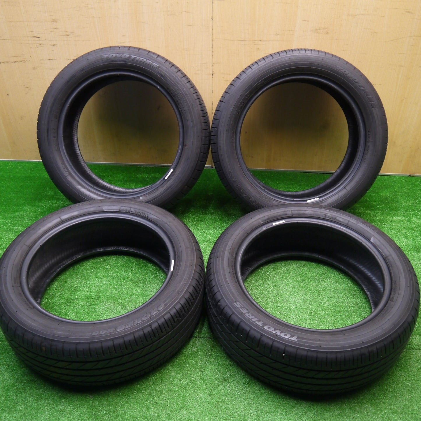 超バリ溝！24年！9.5分以上★205/55R17 トーヨー プロクセス R60 タイヤ 17インチ ノア ヴォクシー MINI ミニ クロスオーバー 等★5101403Hノタ