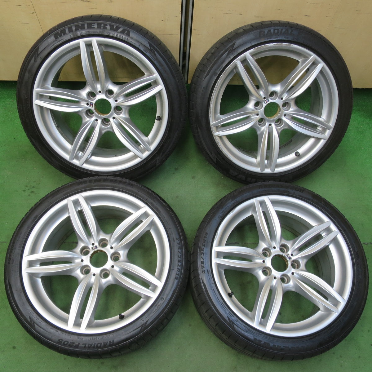 バリ溝！25年！9.5分★BMW F10 F11 5シリーズ Mスポーツ 純正 オプション OP 245/40R19 275/35R19 ミネルバ ラジアル F205 19インチ PCD120/5H★6022509イノ
