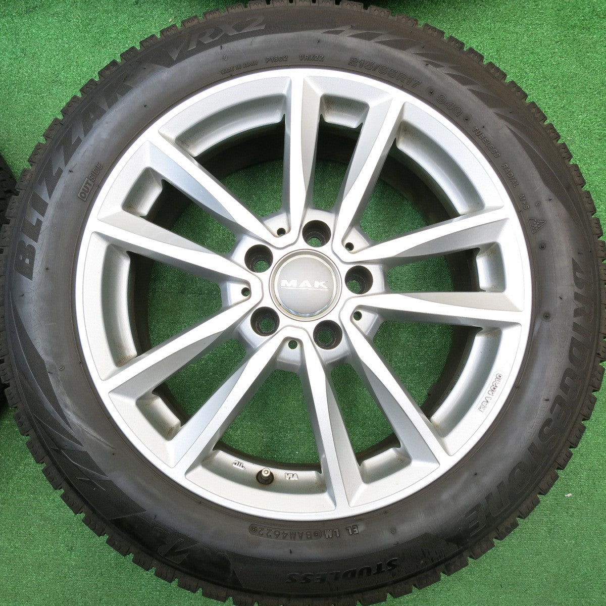 4本価格！22年★ベンツ 等 MAK BREMEN 215/55R17 スタッドレス ブリヂストン ブリザック VRX2 ブレーメン 17インチ PCD112/5H★5110905HAス