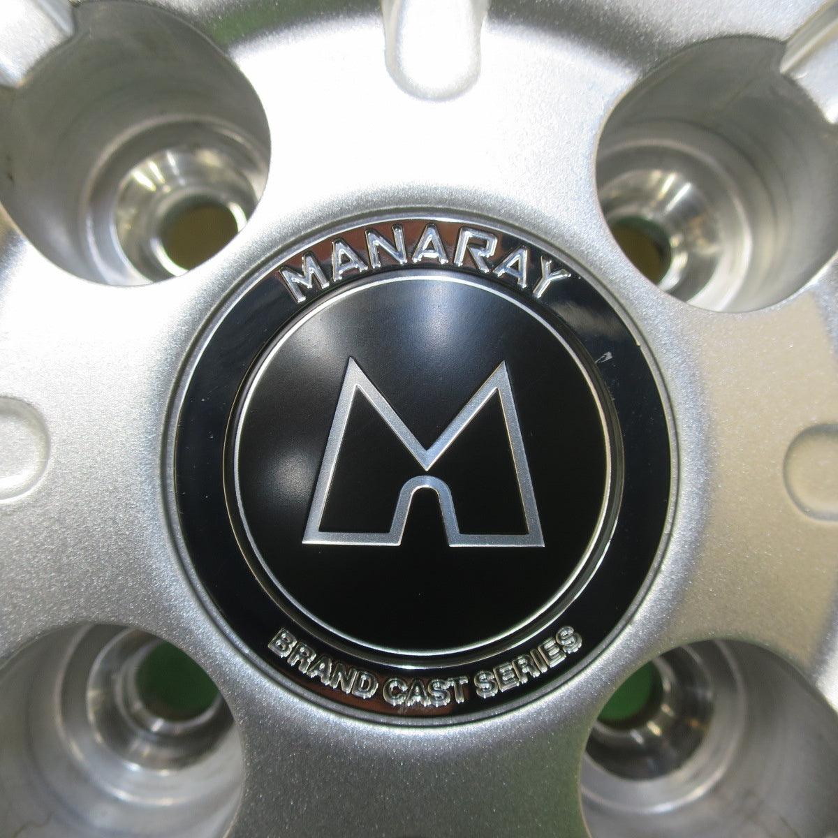 タイヤほぼ未使用！キレイ★スタッドレス 175/65R14 ヨコハマ アイスガード iG30 MANARAY マナレイ 14インチ PCD100/4H★5050209イス
