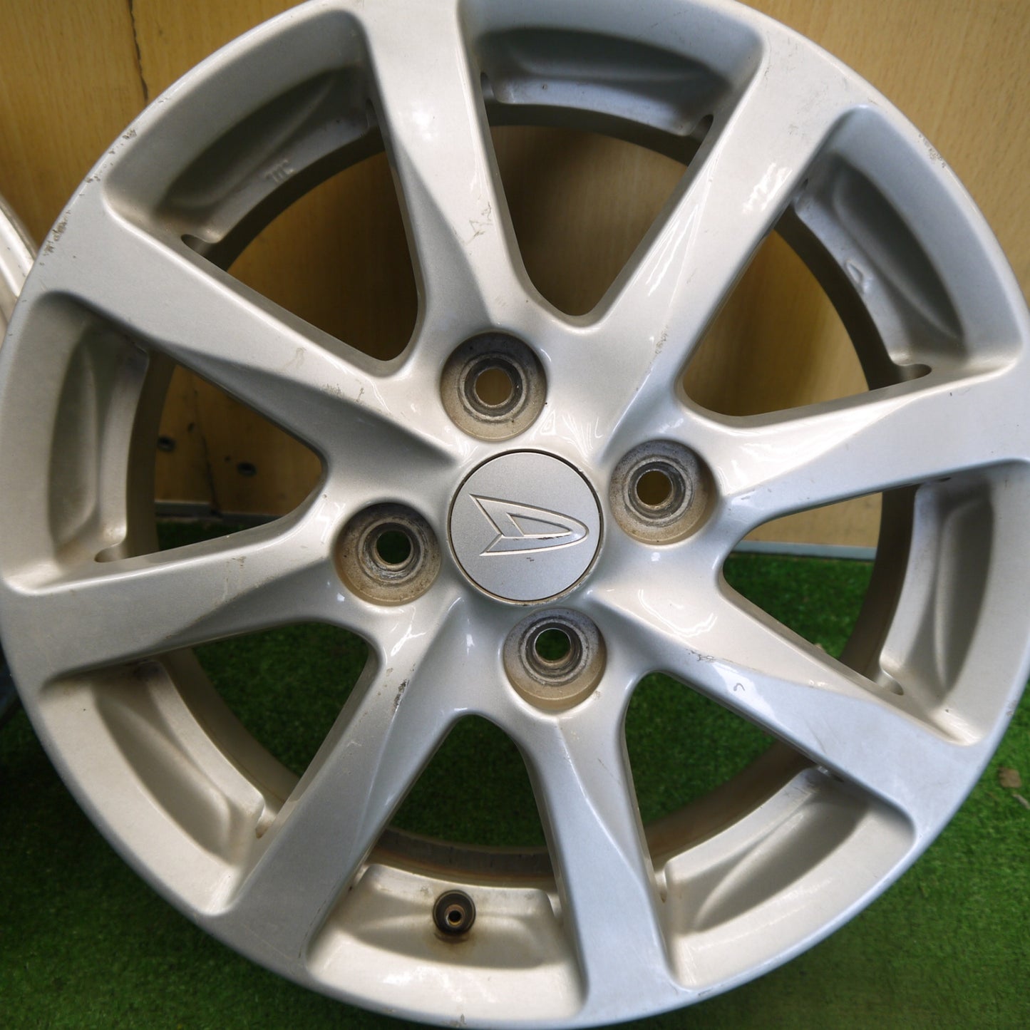 4本価格★ダイハツ タント ムーヴ 等 純正 ホイール 14インチ 14×4.5J PCD100/4H★6051101Hホ