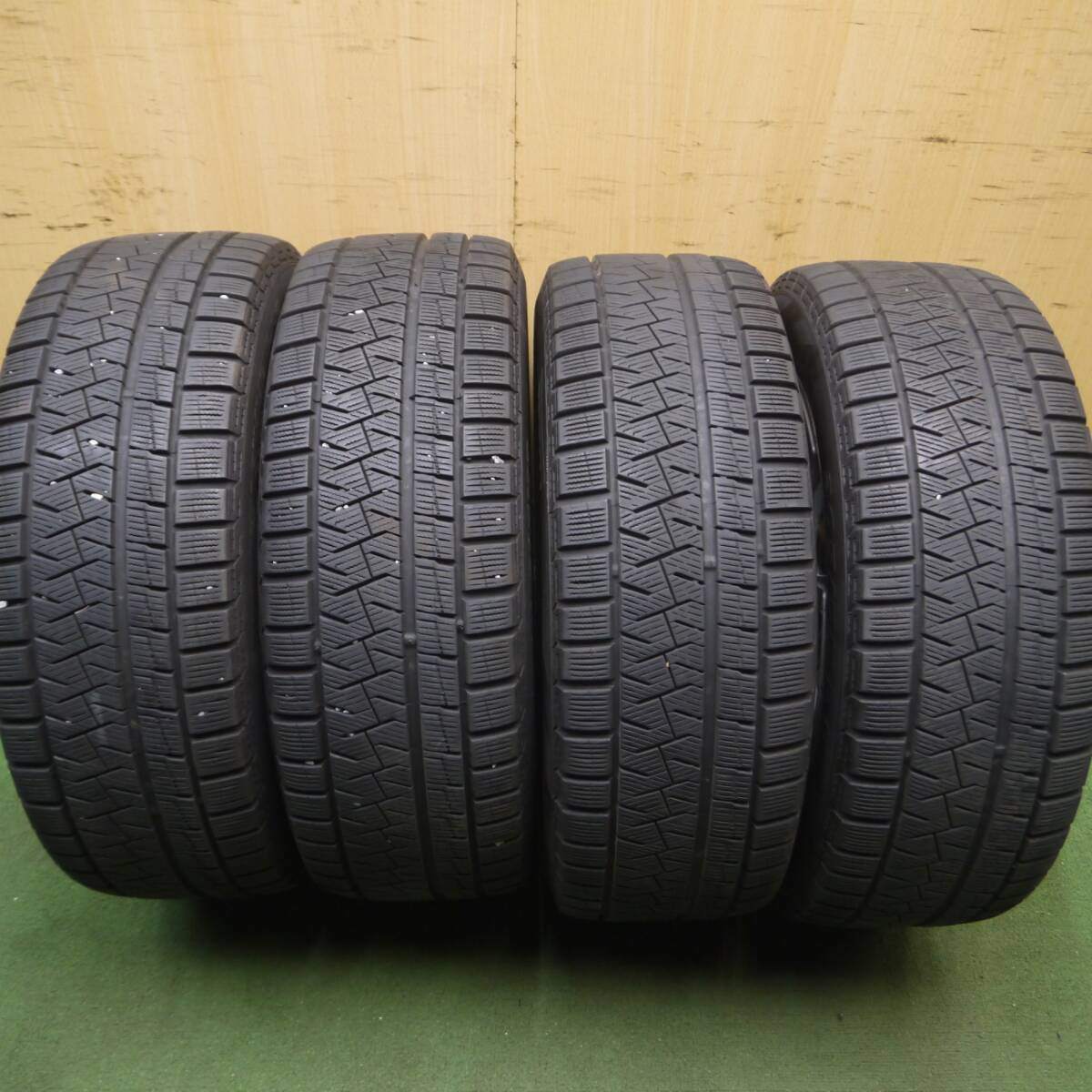 4本★ワーゲン等 EUROBAHN SPORTECHNIC 205/55R16 スタッドレス ピレリ アイスアシンメトリコ PCD112/5H★4061804Hス