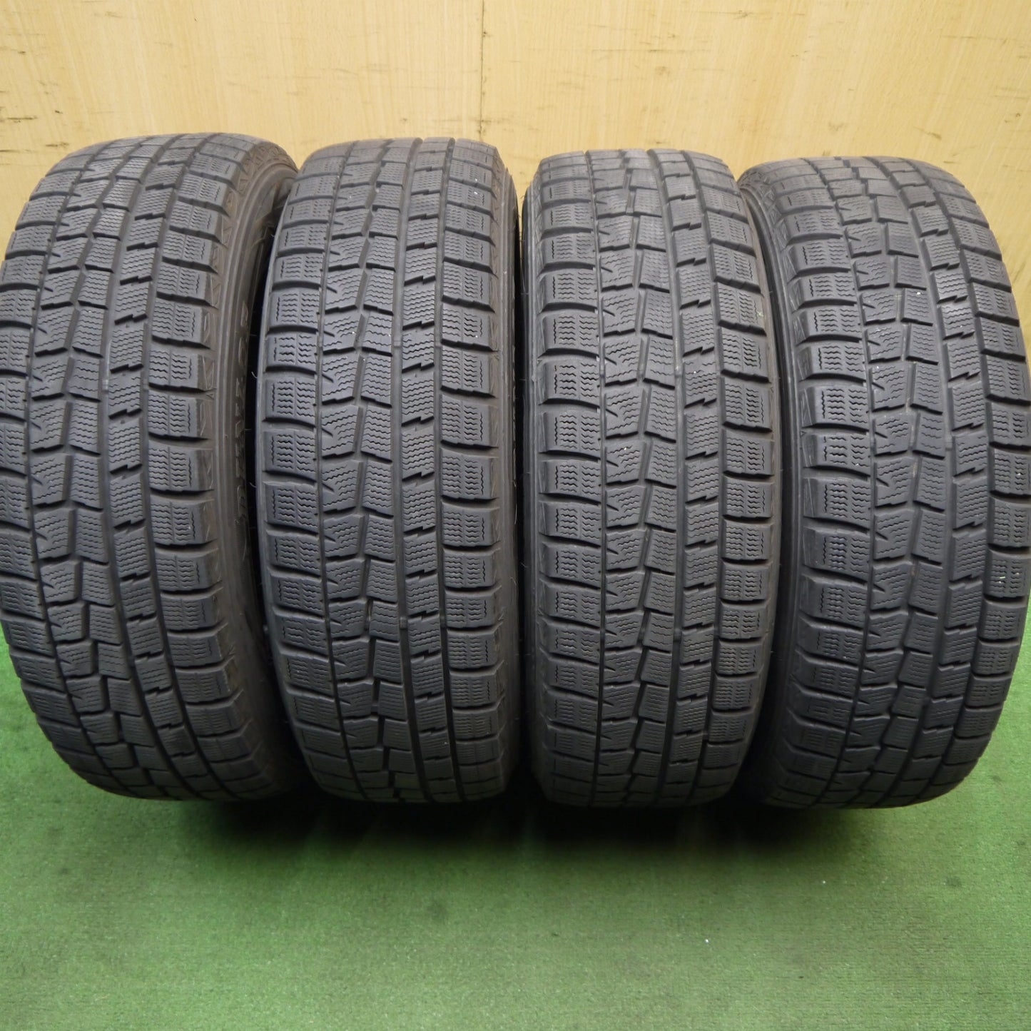 バリ溝！キレイ！9分★スタッドレス 185/65R15 ダンロップ ウインターマックス WM01 TEAD テッド 15インチ PCD100/4H★5060601Hス