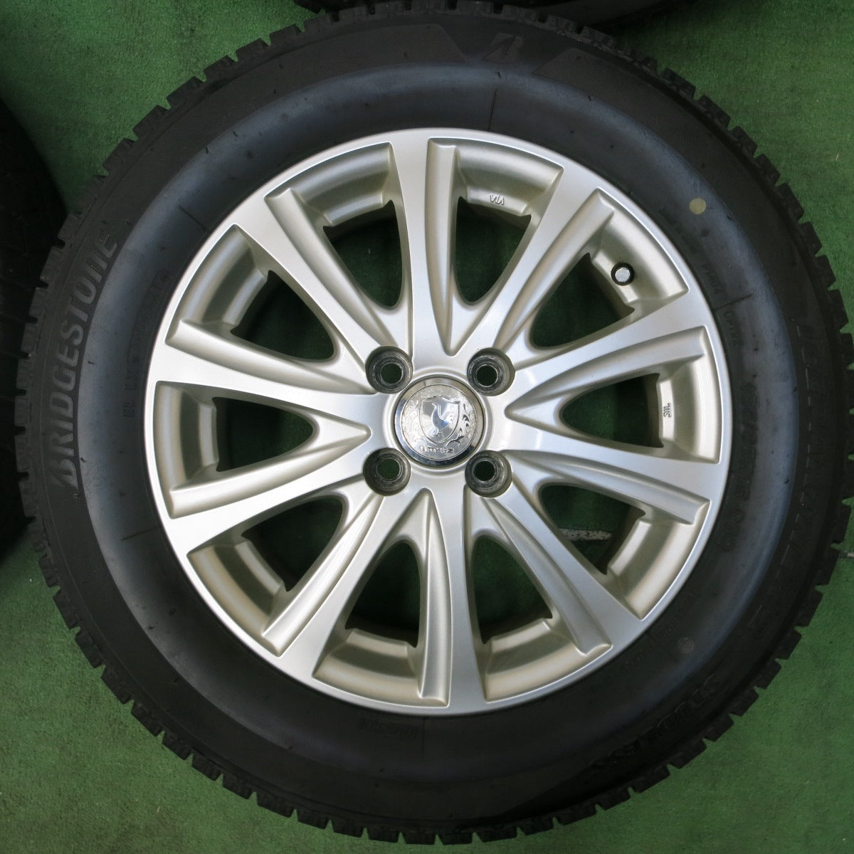 [送料無料] バリ溝！21年！8.5分★スタッドレス 185/65R15 ブリヂストン アイスパートナー2 STYTZ 15インチ PCD100/4H★4111905SYス