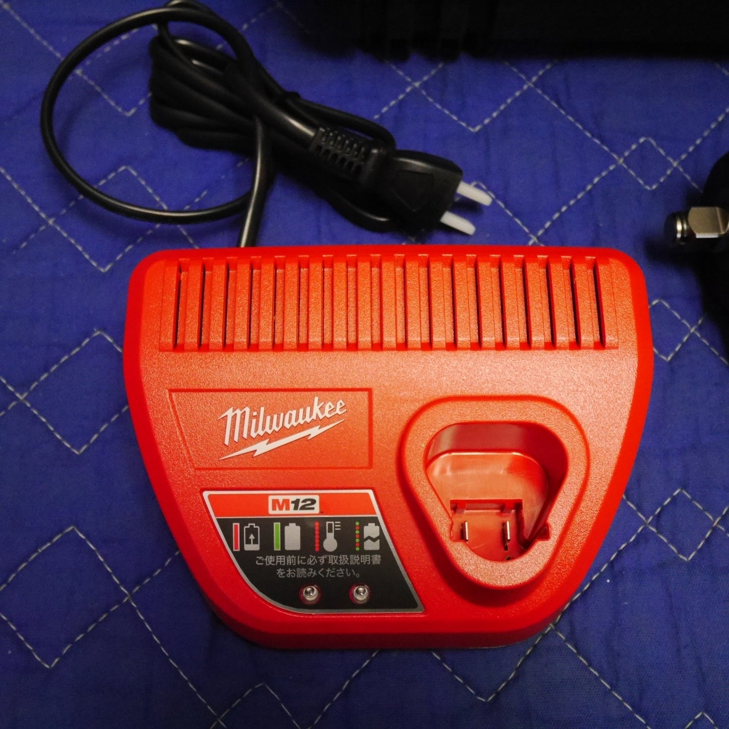 [送料無料] ほぼ未使用☆Milwaukee ミルウォーキー インパクトレンチ M12 FUEL FIW2F12/38 電動 工具 12V コードレス☆
