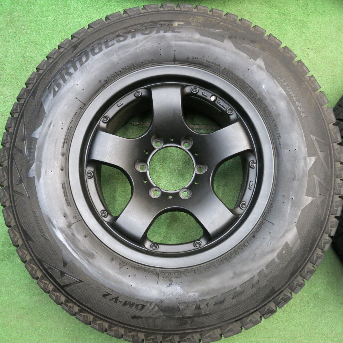 バリ溝！キレイ！9分★スタッドレス 265/70R16 ブリヂストン ブリザック DM-V2 社外 アルミ 16インチ PCD139.7/6H★6043007HAス
