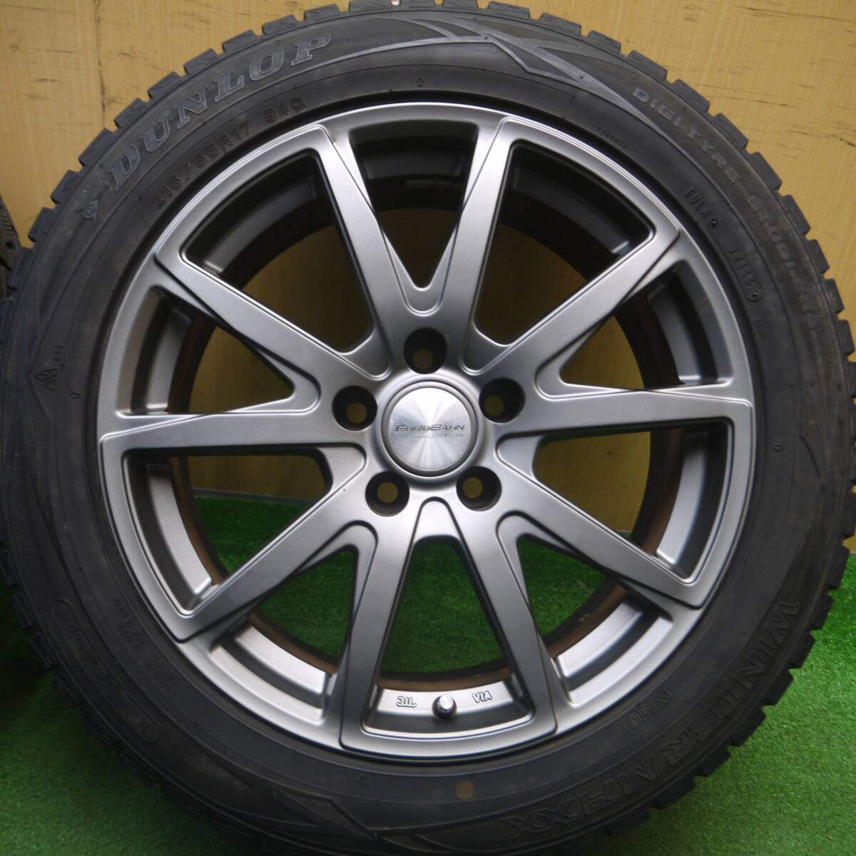 バリ溝！8.5分★ワーゲン等 EUROBAHN SPORTECHNIC 215/55R17 スタッドレス ダンロップ ウインターマックス WM01 17インチ PCD112/5H★5021012Hス