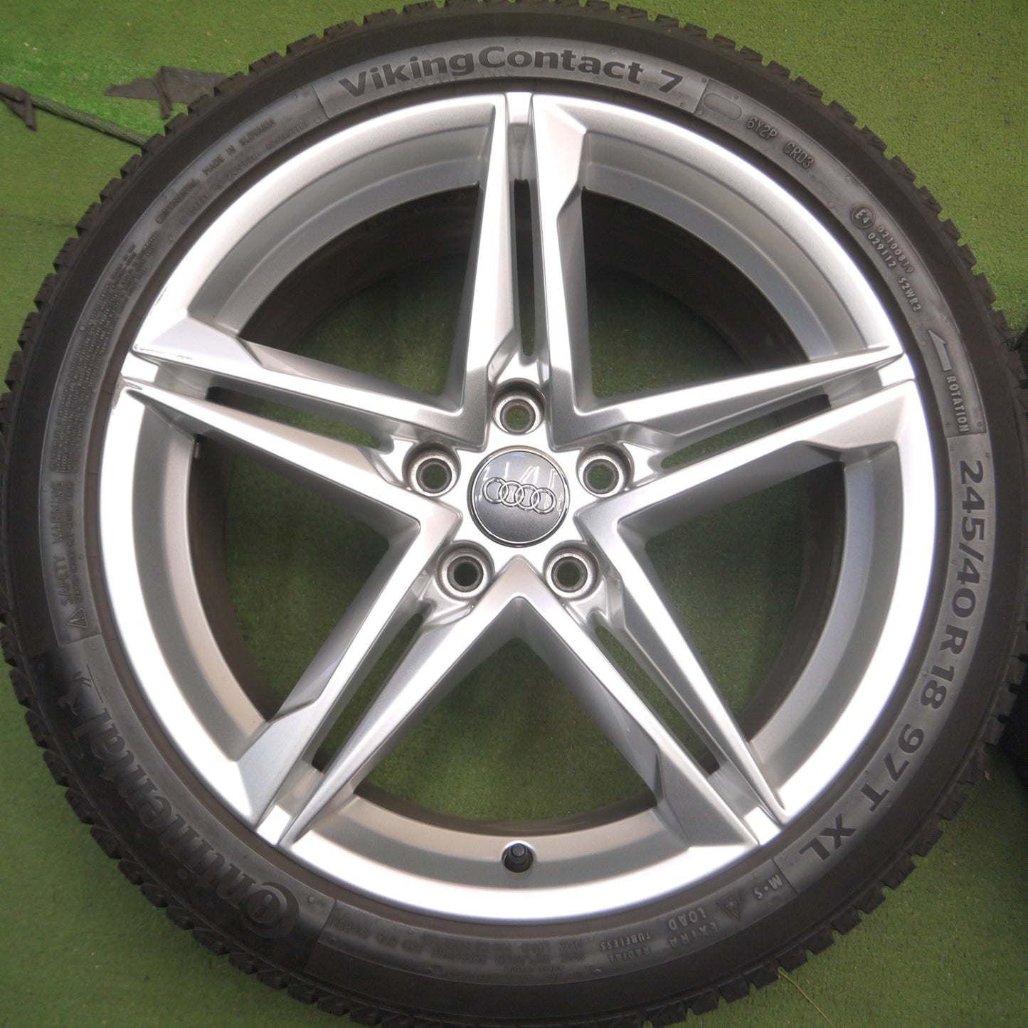 *送料無料* キレイ★アウディ A5 純正 245/40R18 スタッドレス コンチネンタル バイキング コンタクト7 18インチ PCD112/5H★4061904Hノ