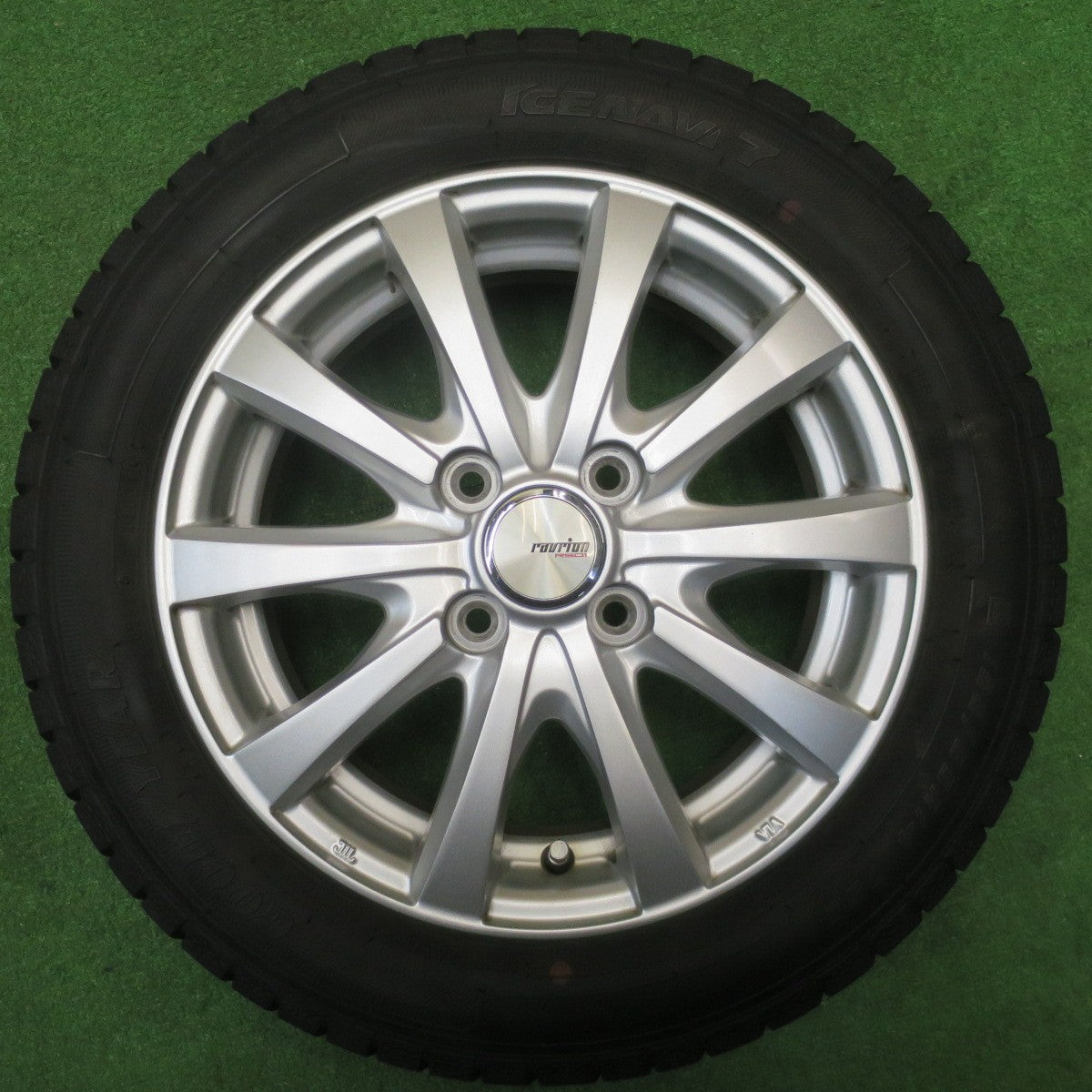 バリ溝！21年！キレイ！9.5分以上★スタッドレス 155/65R14 グッドイヤー アイスナビ7 ravrion RS01 ラブリオン 14インチ PCD100/4H★5120408NJス