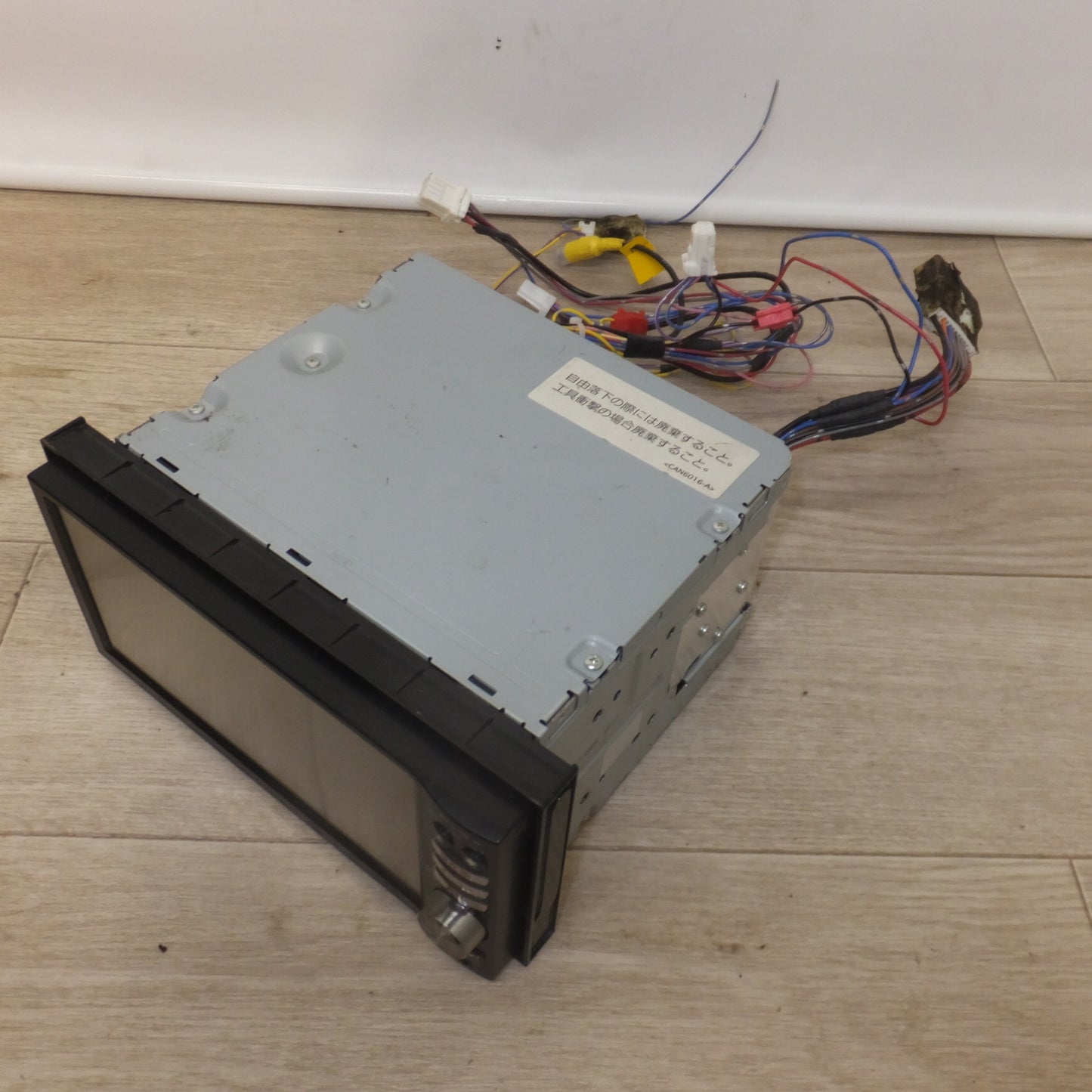 [送料無料] 現状品★パイオニア製 日産 純正 オリジナルナビゲーション MP311D-W B8260-7990G[68]★