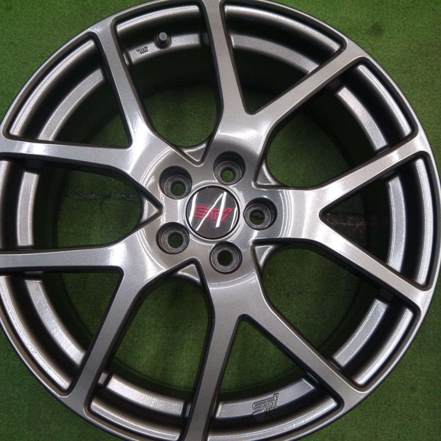 キレイ★スバル XV STI 純正 OP ホイール 18インチ 18×7.5J PCD100/5H★5052305Hホ