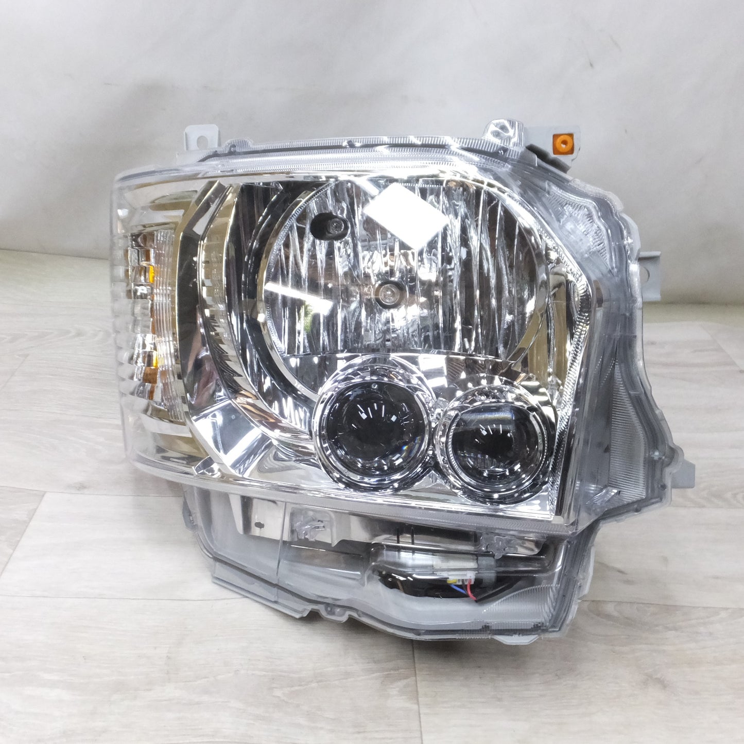 [送料無料] 新車外し!左右セット◆トヨタ ハイエース 200系 8型 スーパーGL 純正 LED ヘッド ライト ランプ KOITO 26-137 コンピュータ付き◆