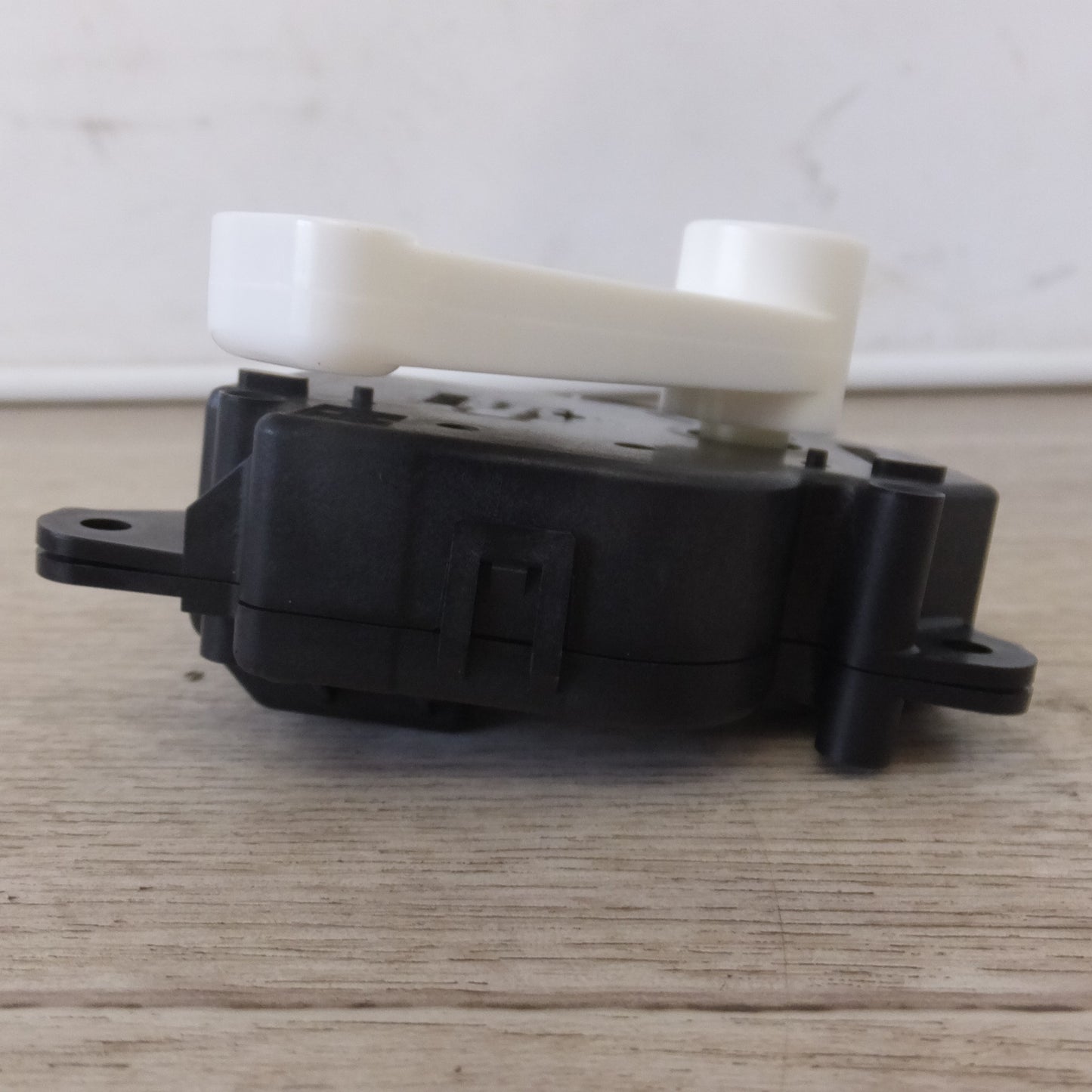 未使用★ホンダ HONDA 純正 N-BOX JF1 JF2 エアコンモードモーター 79140-TY0-942★ [送料無料]