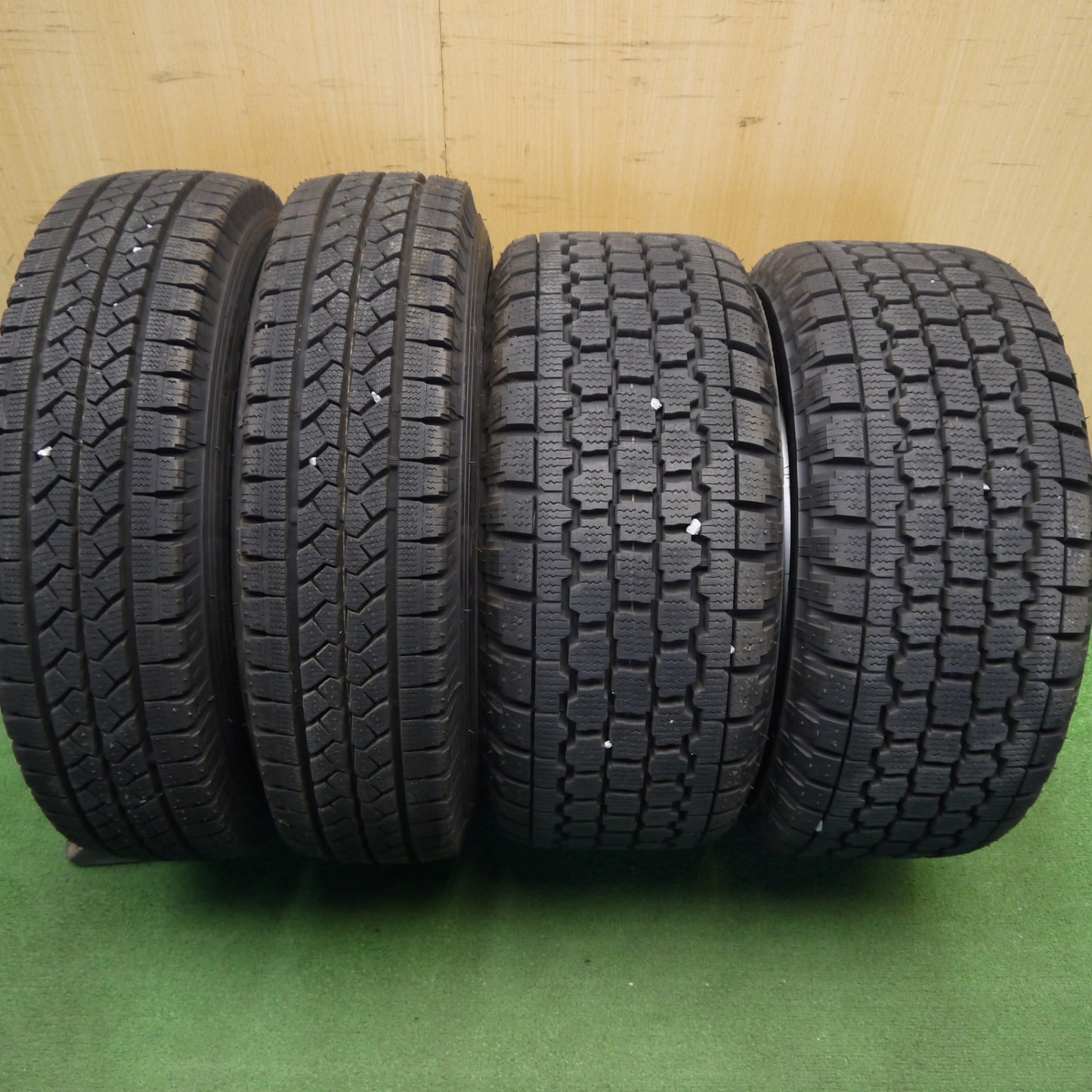 ほぼ未使用★タウンエース 等 225/50R12.5 165R13 スタッドレス ブリヂストン ブリザック W965 VL1 TOPY スチール ホイール 12.5 13 インチ PCD114.3/4H★6041504Hス