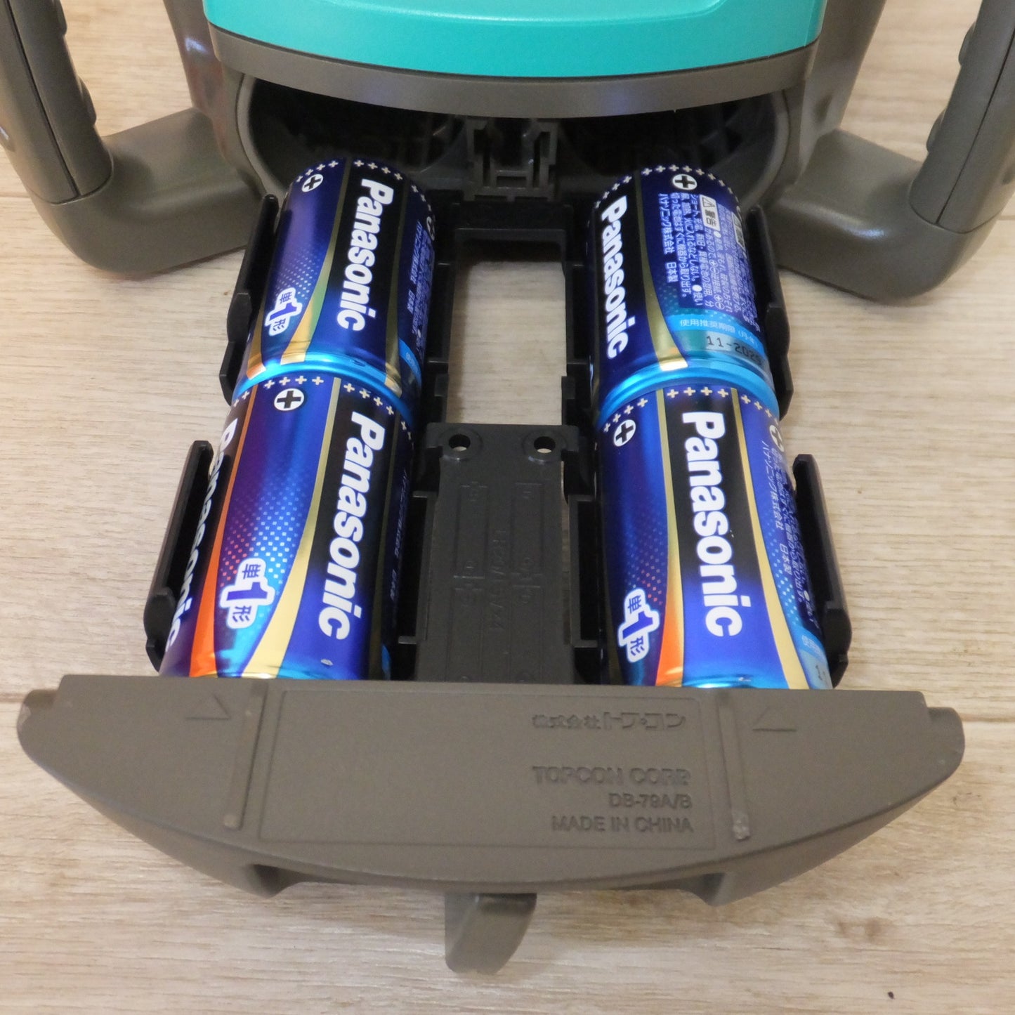 [送料無料] 未使用★ソキア SOKKIA 自動整準レベルプレーナ LP610　デジタル受光器 LS-100D　セット　説明書なし★