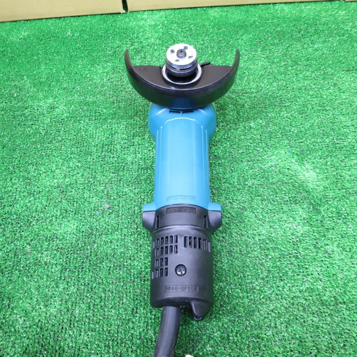 [送料無料] 未使用◆マキタ 100mm ディスク グラインダ 9533B 電動 工具 コード式 研磨 研摩 機 切断 研削 Makita◆