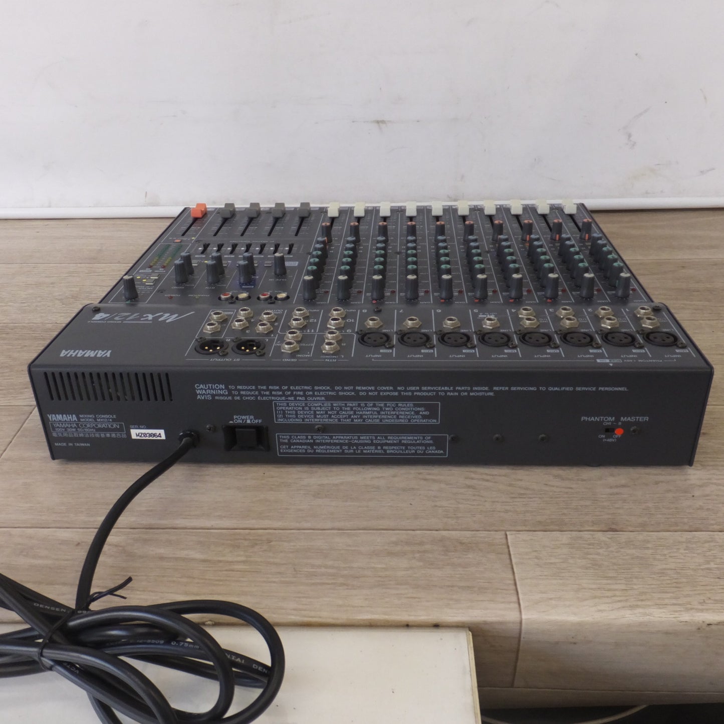[送料無料] 現状品★ヤマハ YAMAHA ミキシングコンソール MIXING CONSOLE MX12/4　100V 30W 50/60Hz★