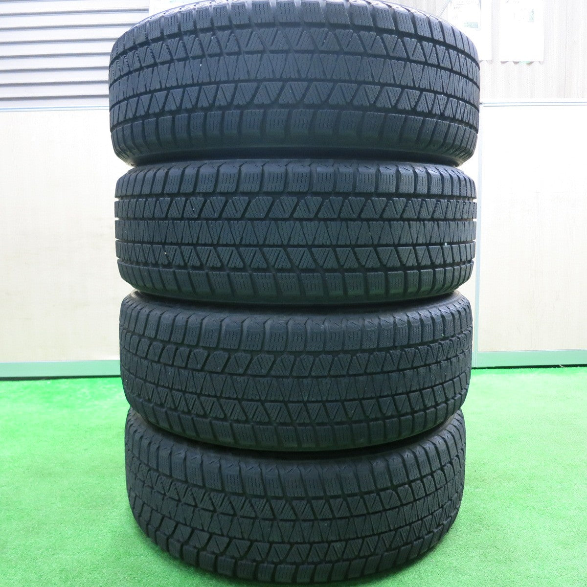[送料無料] センサー付 21年★レクサス RX バージョンL 純正 235/55R20 スタッドレス ブリヂストン ブリザック DM-V3 20インチ PCD114.3/5H★4111201HAス