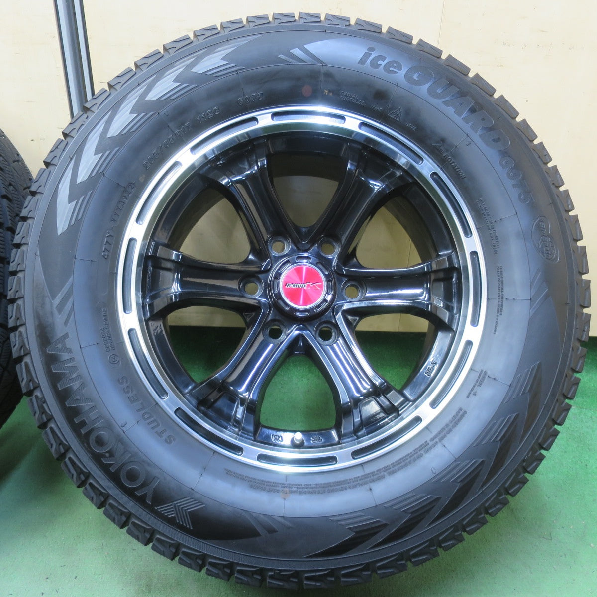 バリ溝！22年！キレイ！9.5分◎スタッドレス 265/65R17 ヨコハマ アイスガード G075 B-MUD K 17インチ PCD139.7/6H◎6062801IMス