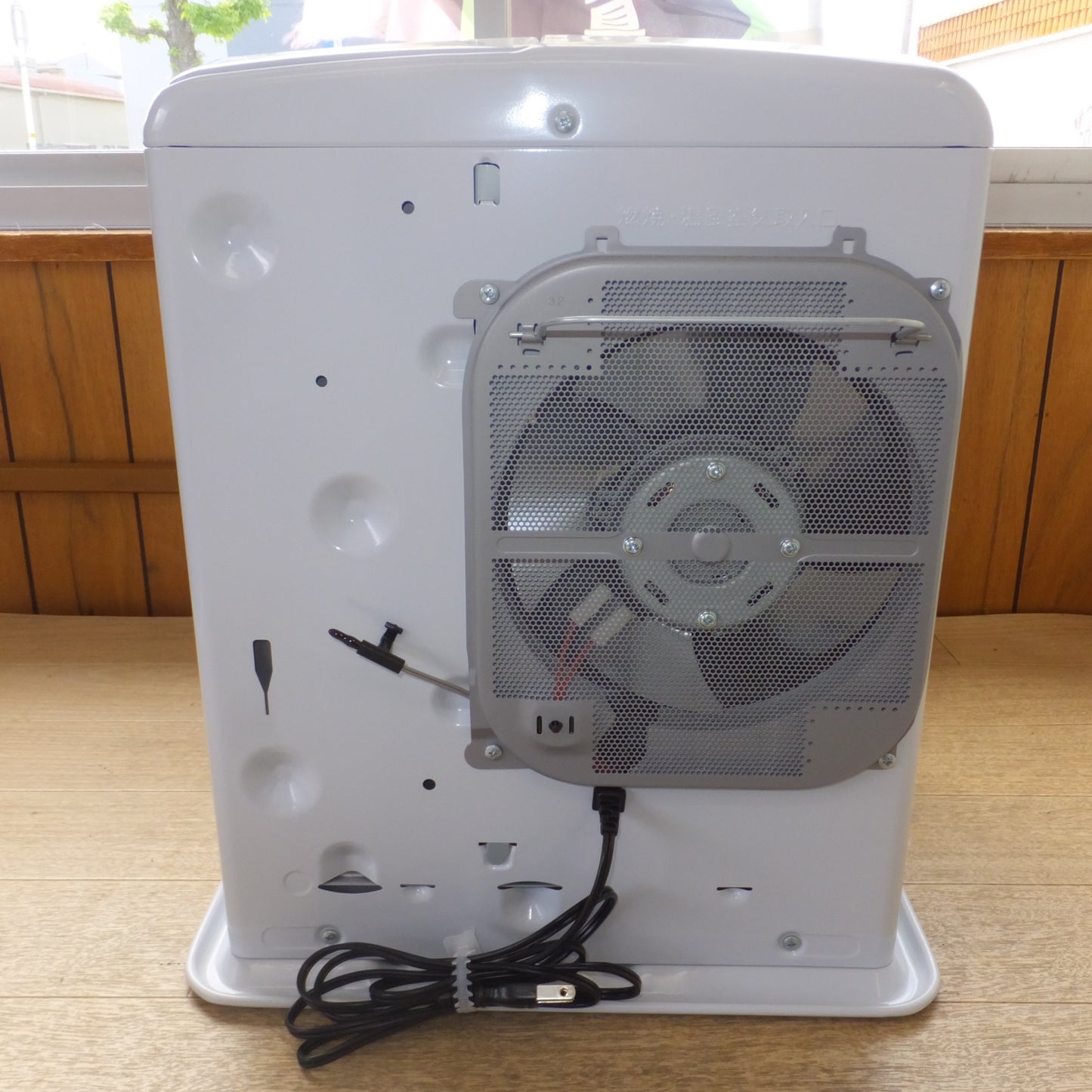 [送料無料] 岐阜発 キレイ★ダイニチ Dainichi 23年製 ブルーヒーター FWY-32R2　100V 50/60Hz　強制通気形開放式石油ストーブ★