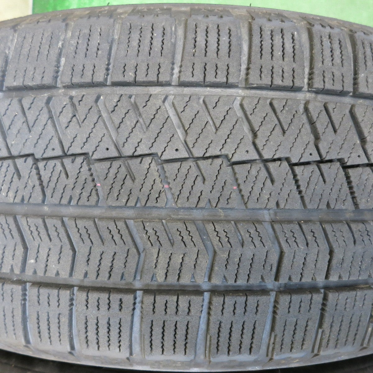 キレイ◎スタッドレス 215/60R17 ブリヂストン ブリザック VRX2 VELVA SPORT Z ヴェルヴァ 17インチ PCD114.3/5H◎6082504HAス