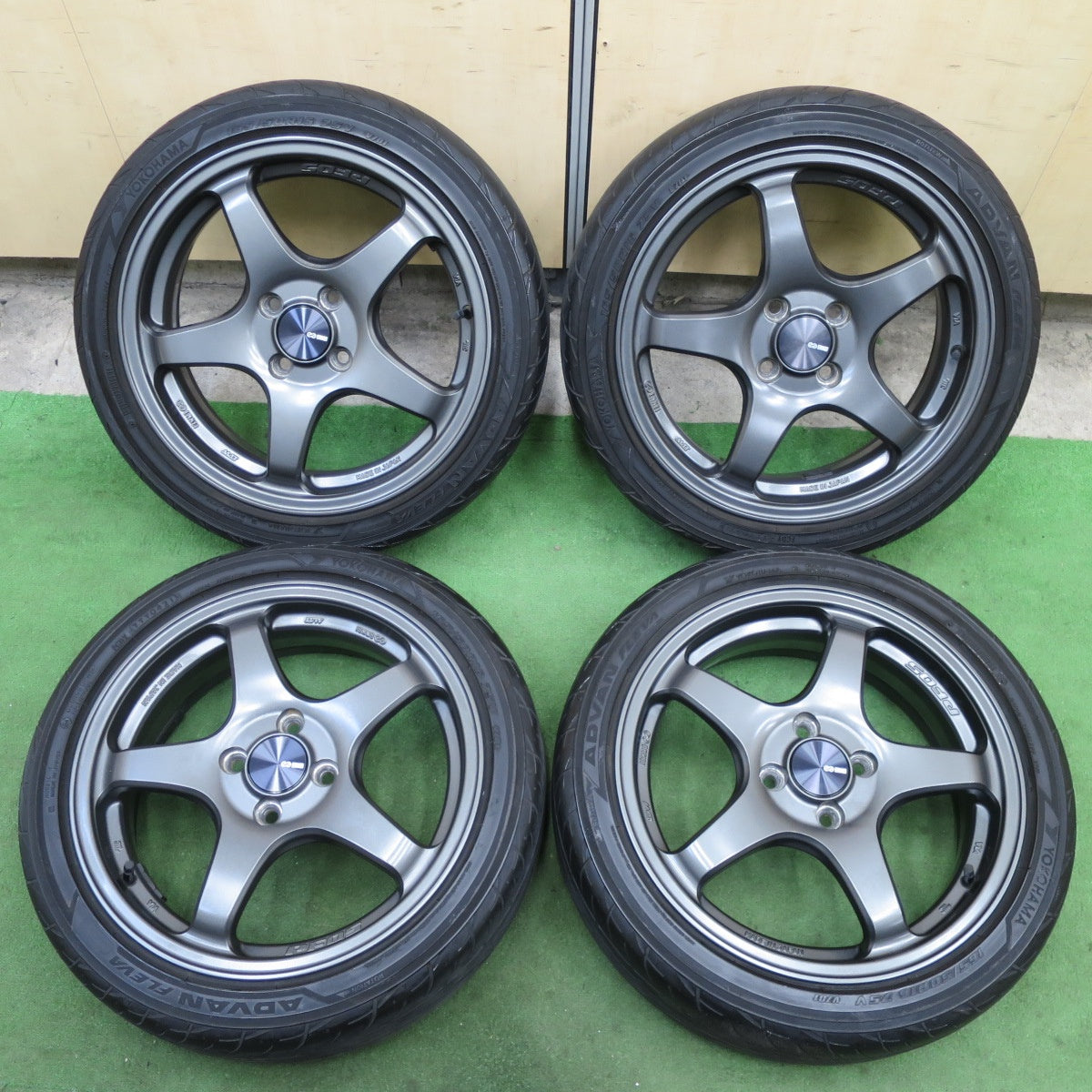 キレイ★ENKEI PF05 165/50R16 ヨコハマ アドバン FLEVA V701 16インチ エンケイ PCD100/4H★6040604TTノ