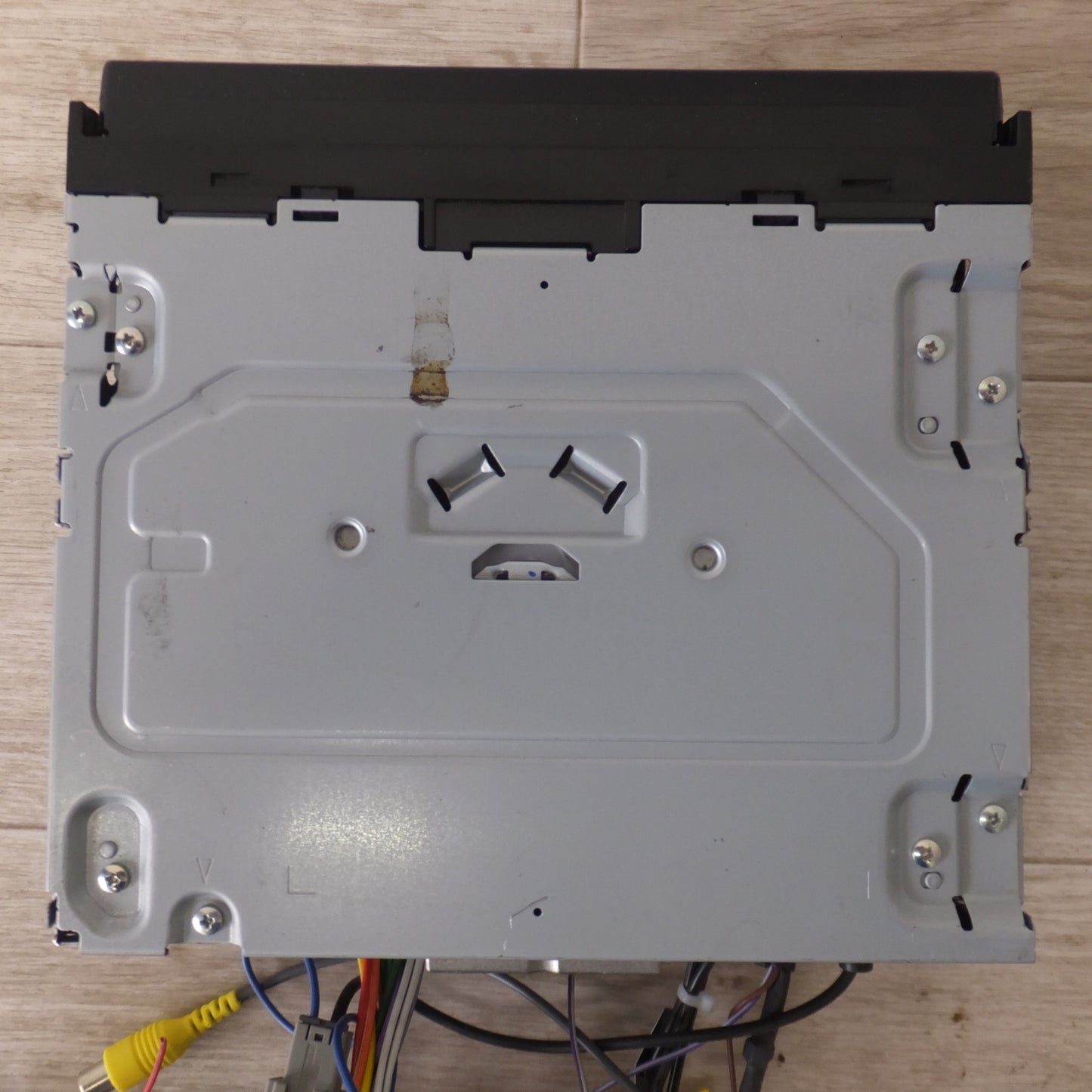 [送料無料] ★カロッツェリア carrozzeria AV一体型メモリーナビゲーション AVIC-RZ720 パイオニア Pioneer[42]★