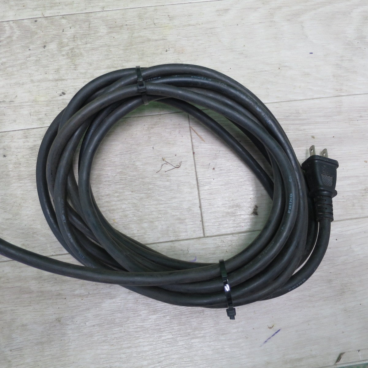 [送料無料] キレイ☆マキタ 190mm 電気 マルノコ 100V M585 丸のこ 丸鋸 丸ノコ 木工 電動 工具☆