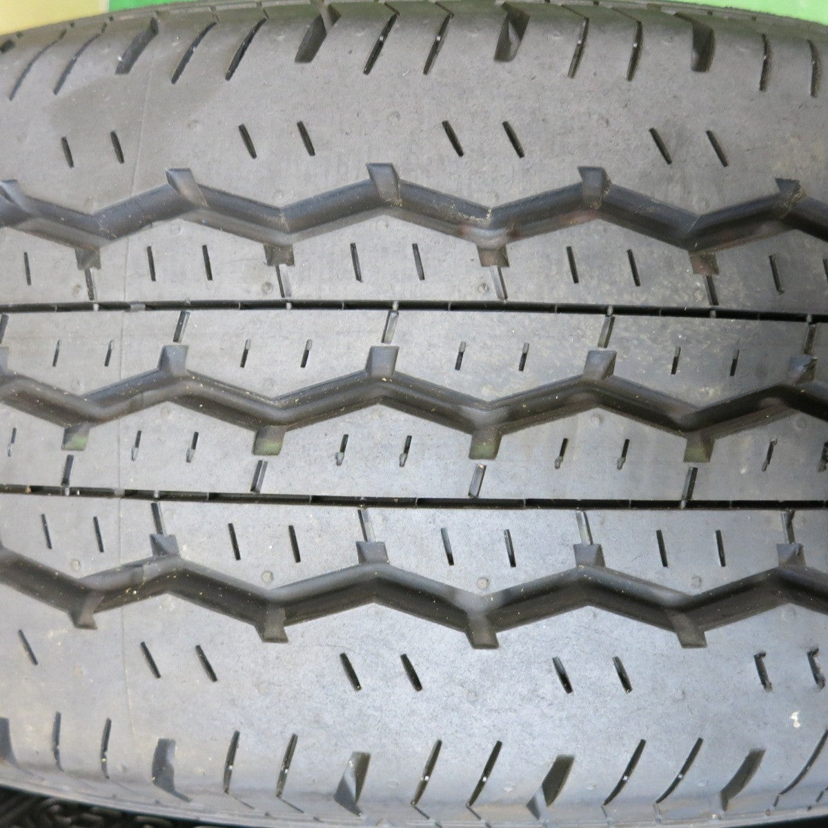 新車外し！23年★トヨタ ハイエース 純正 スチール 195/80R15 107/105N ブリヂストン エコピア RD613 15インチ PCD139.7/6H★5092107HAノ