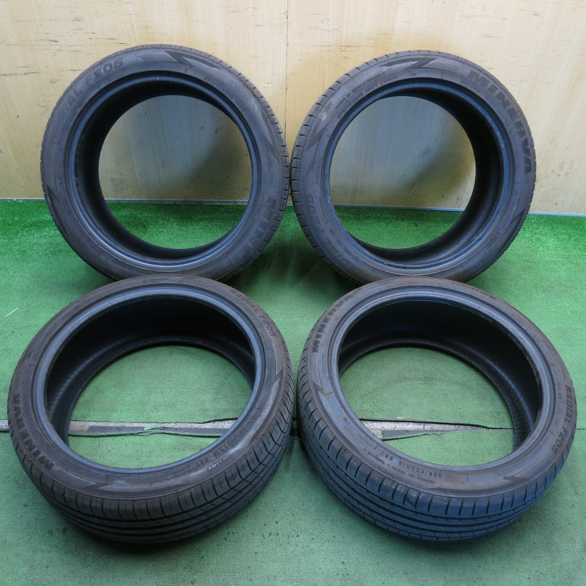 バリ溝！24年！9.5分◎235/40R19 275/40R19 ミネルバ ラジアル F205 タイヤ 19インチ ポルシェ ボクスター パナメーラ 等◎6082603KKノタ