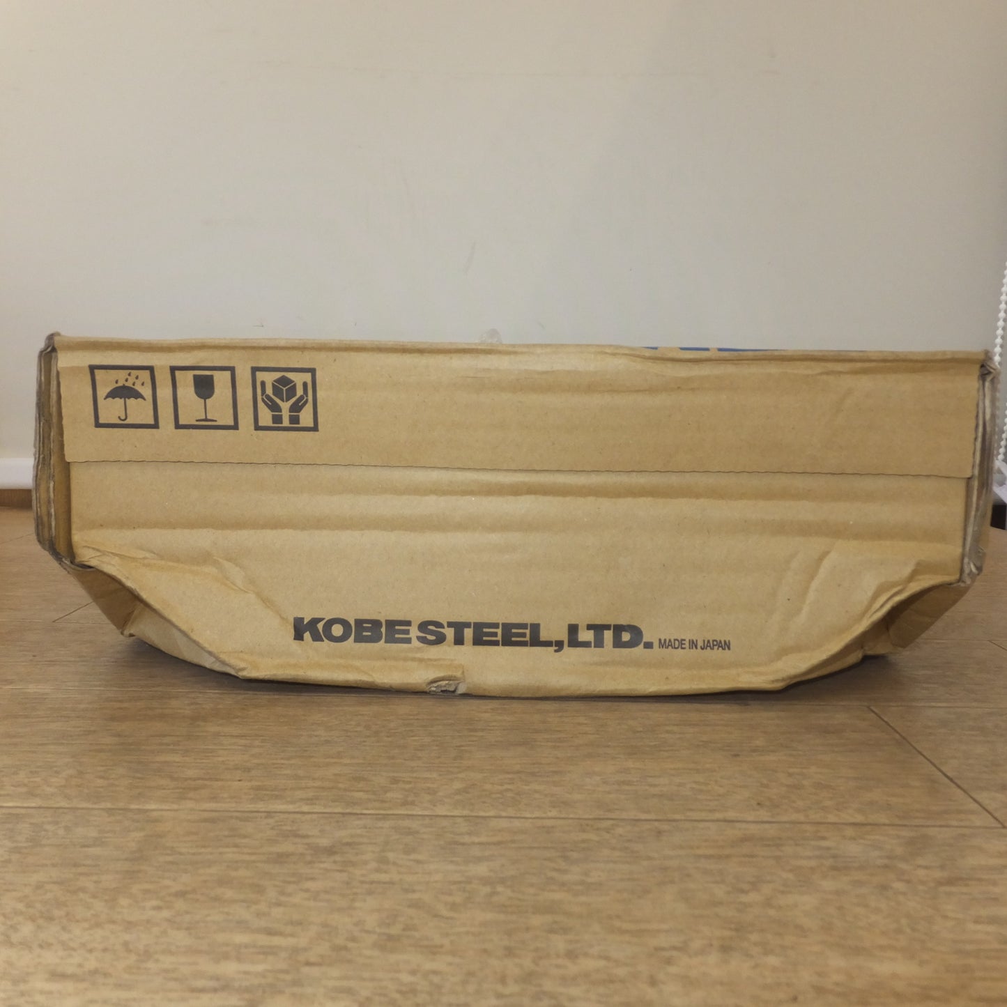 [送料無料] 未使用★神戸製鋼所 コベルコ KOBELCO PREMIARC 硬化肉盛溶接用フラックス入りワイヤ DW-H700 1.2mm 20kg(3)★