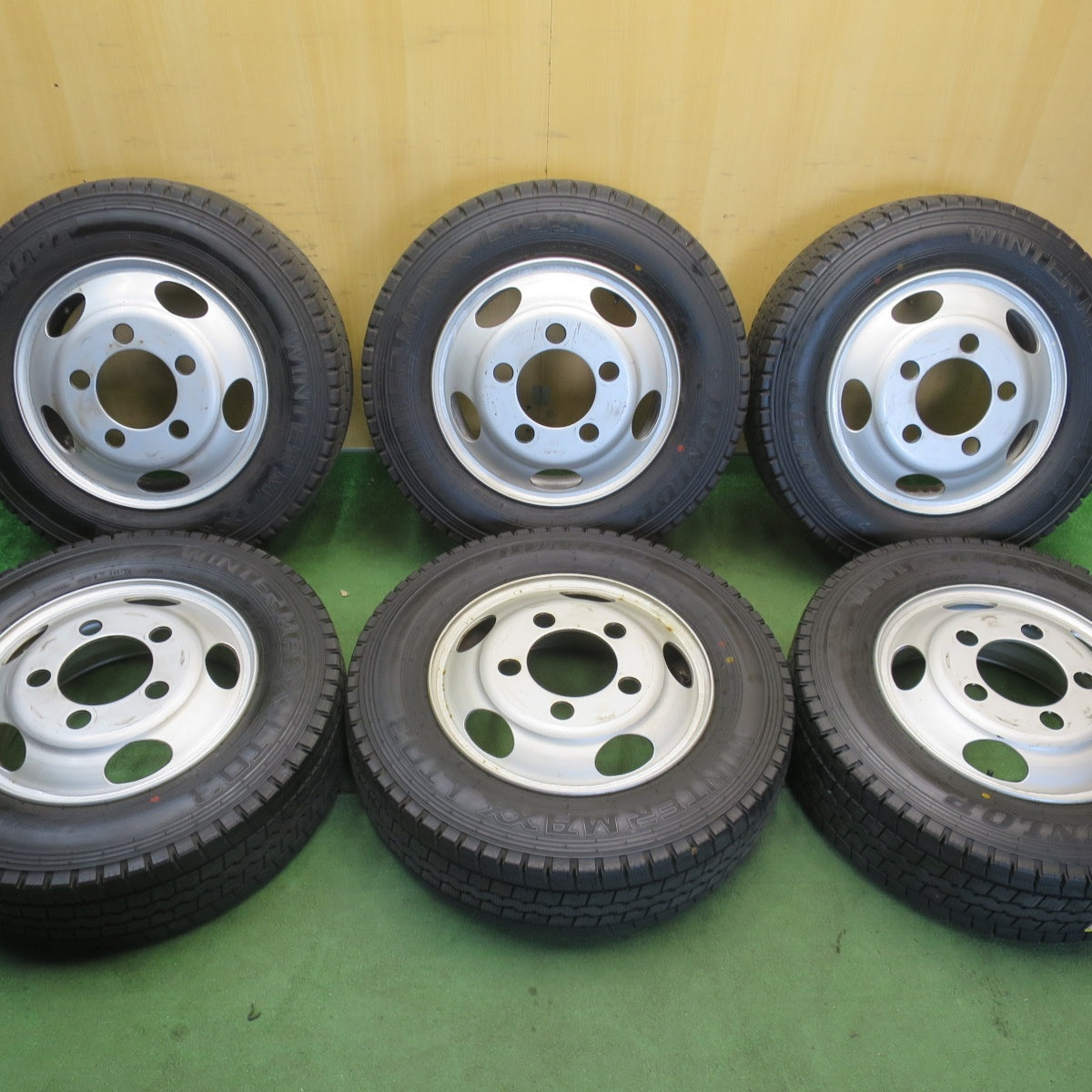 バリ溝！9分！6本◎トラック 215/70R17.5 118/116L スタッドレス ダンロップ ウインターマックス LT03 TOPY スチール 17.5インチ PCD208/5H◎6052601シス