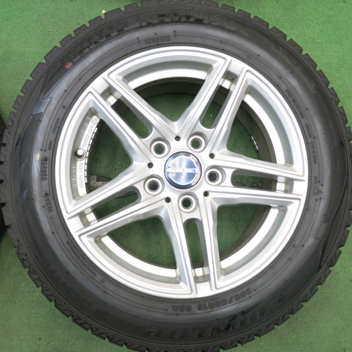 バリ溝！22年！キレイ！9.5分★BMW 等 BORBET CMA 205/60R16 スタッドレス ダンロップ ウインターマックス WM02 ボルベット 16インチ PCD120/5H★5072711HAス
