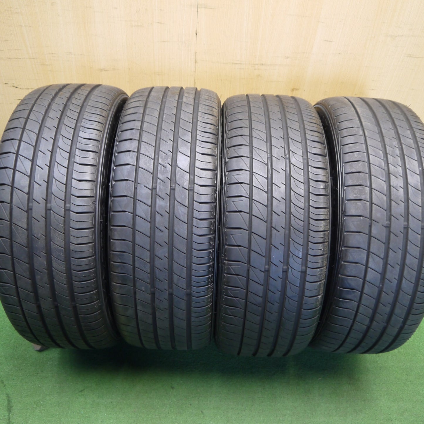 バリ溝！9.5分★プリウス 等 Kashina XV5 225/40R19 ダンロップ LE MANS V カシーナ 19インチ PCD100/5H★6050819Hノ