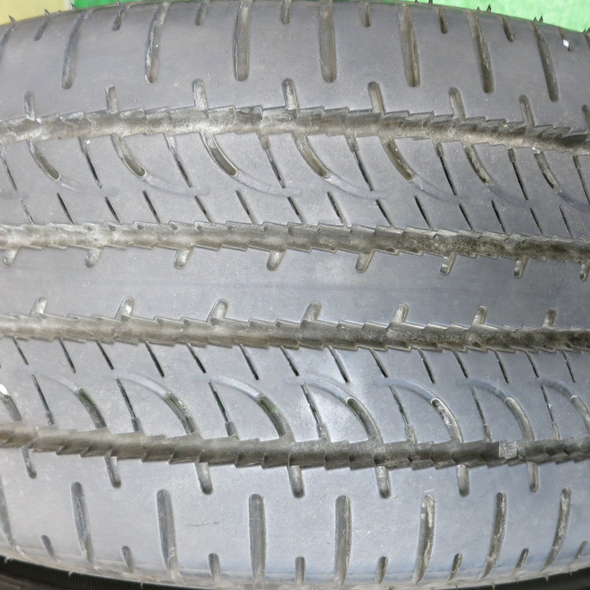 バリ溝！22年！キレイ！9.5分★三菱 デリカ D:5 アーバンギア 純正 225/55R18 ヨコハマ ジオランダー SUV G055 G055E 18インチ D5 PCD114.3/5H★5110805HAノ