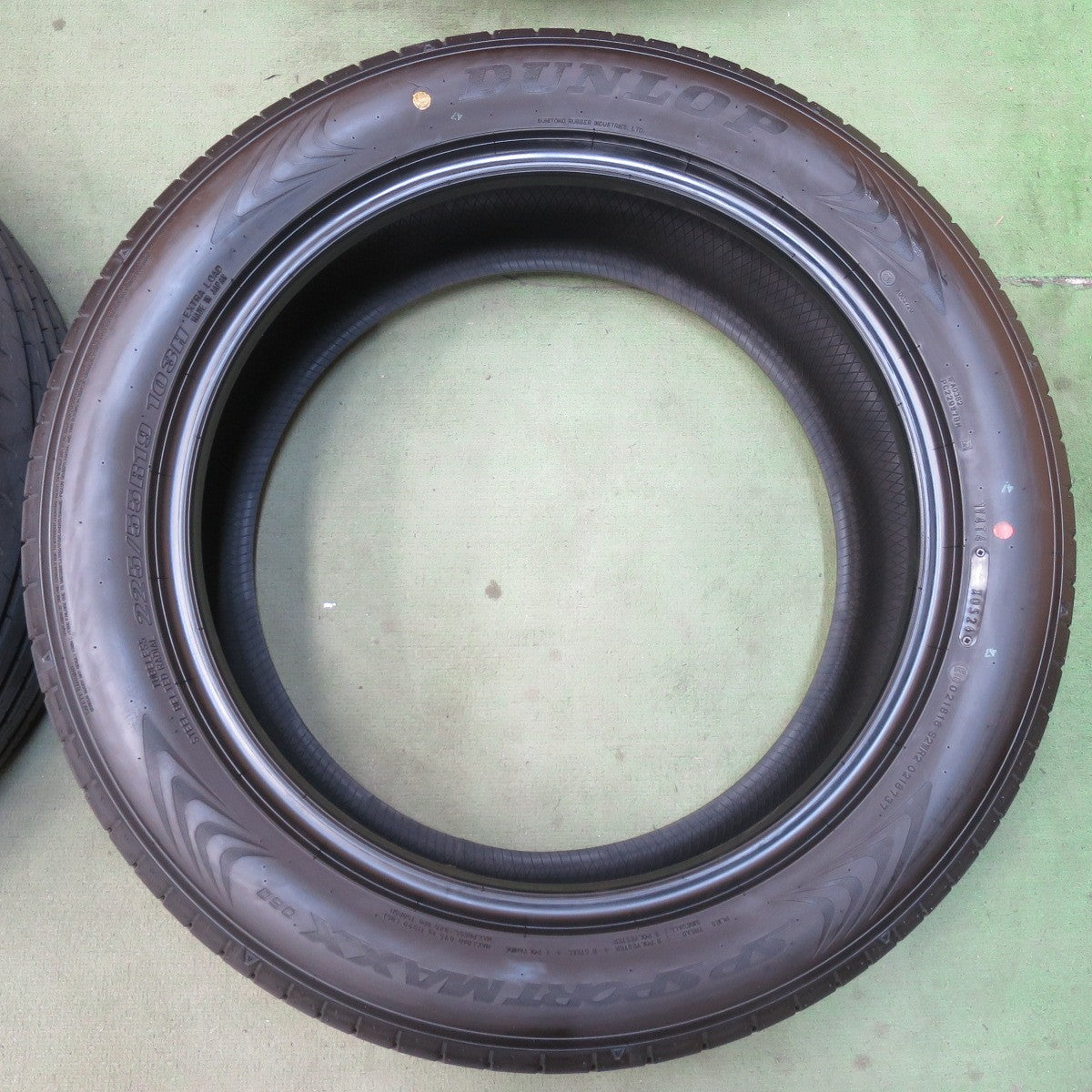 新車外し！26年★225/55R19 ダンロップ SP SPORT MAXX 060 SPスポーツマックス 19インチ タイヤ  レクサス LM アルファード ヴェルファイア ハリアー 等★6042901イノタ