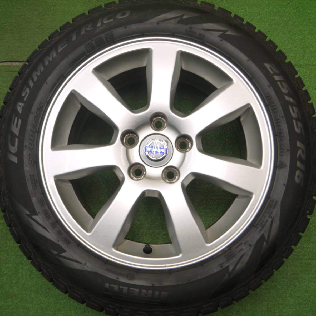 バリ溝！キレイ！8.5分★ボルボ V60 S60 純正 215/55R16 スタッドレス ピレリ アイスアシンメトリコ 16インチ PCD108/5H★4122405Hス