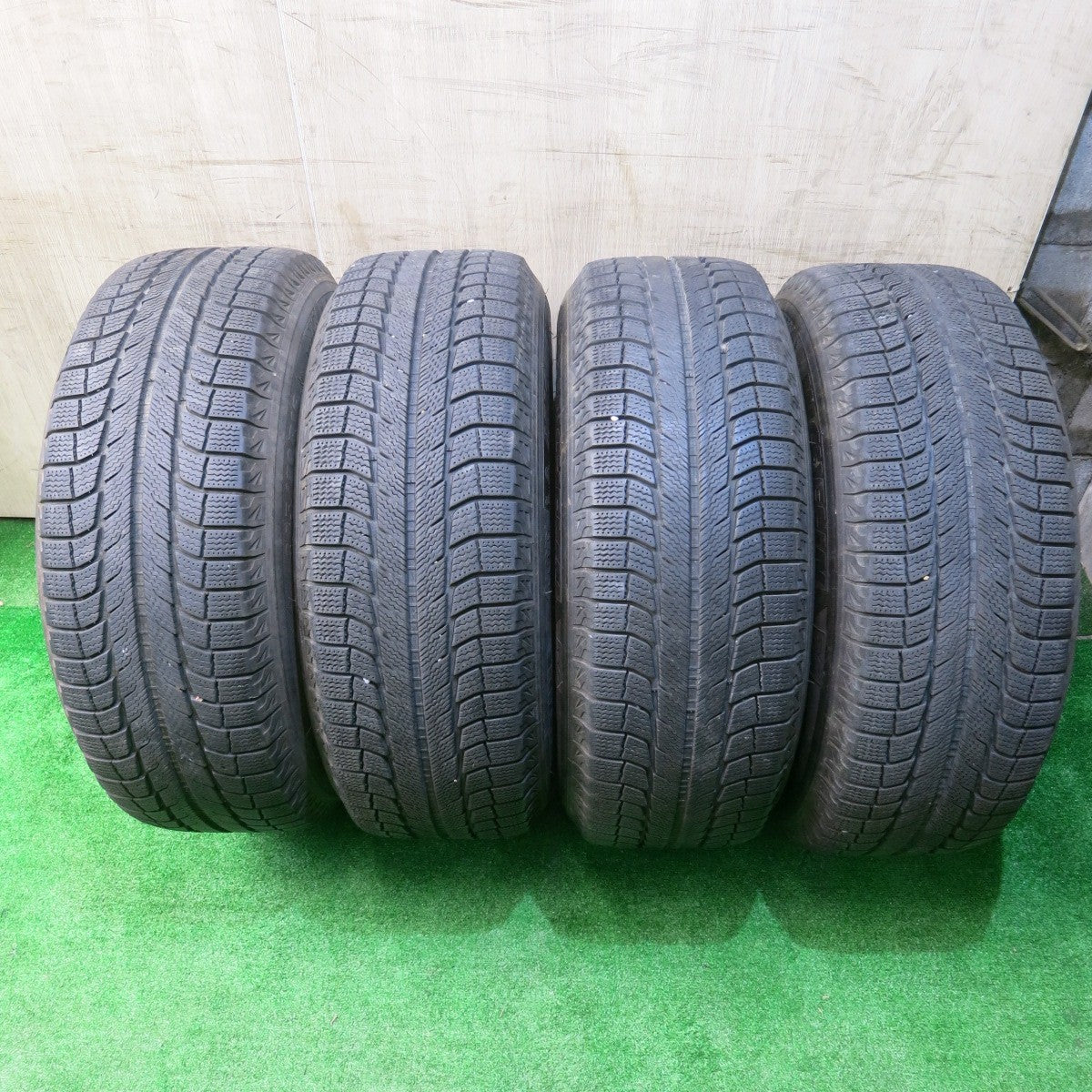バリ溝！8.5分★AIBA WORKS 245/70R16 スタッドレス ミシュラン LATITUDE X-ICE XI2 アイバ ワークス 16インチ PCD139.7/6H★5051701NJス