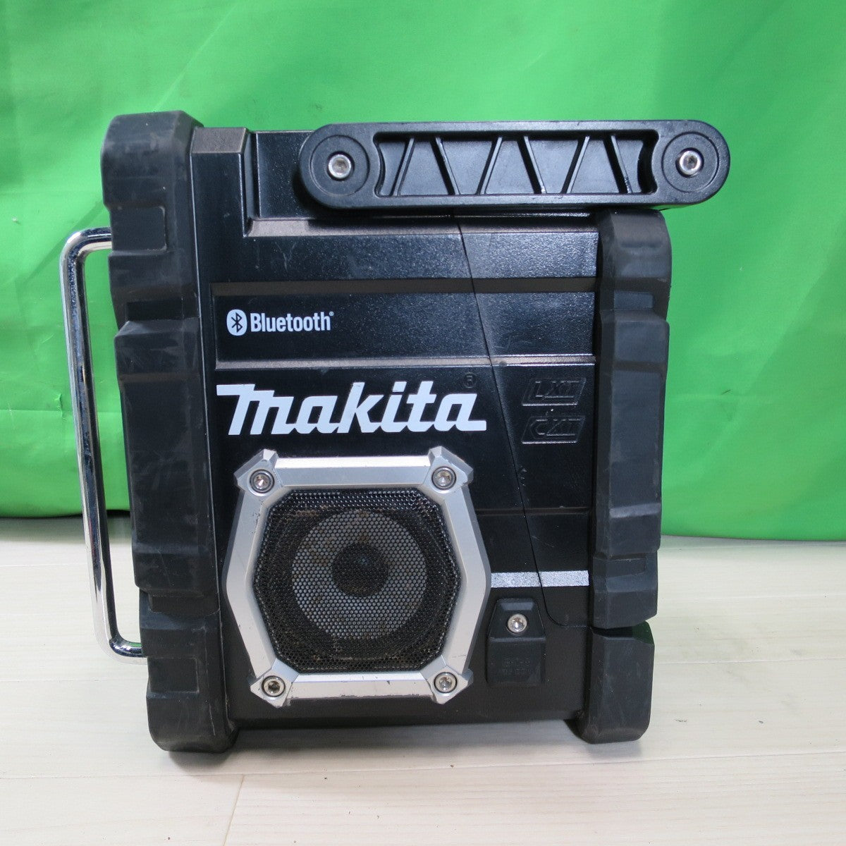 [送料無料] ☆マキタ 充電式 現場 ラジオ 18V MR108 本体のみ Bluetooth 搭載☆