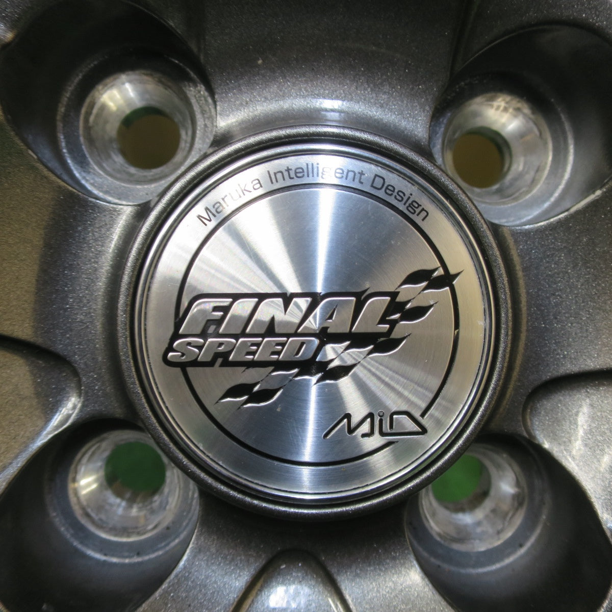 タイヤほぼ未使用！キレイ★スタッドレス 185/70R14 トーヨー オブザーブ GIZ2 FINAL SPEED MiD ファイナルスピード 14インチ PCD100/4H★5043001イス