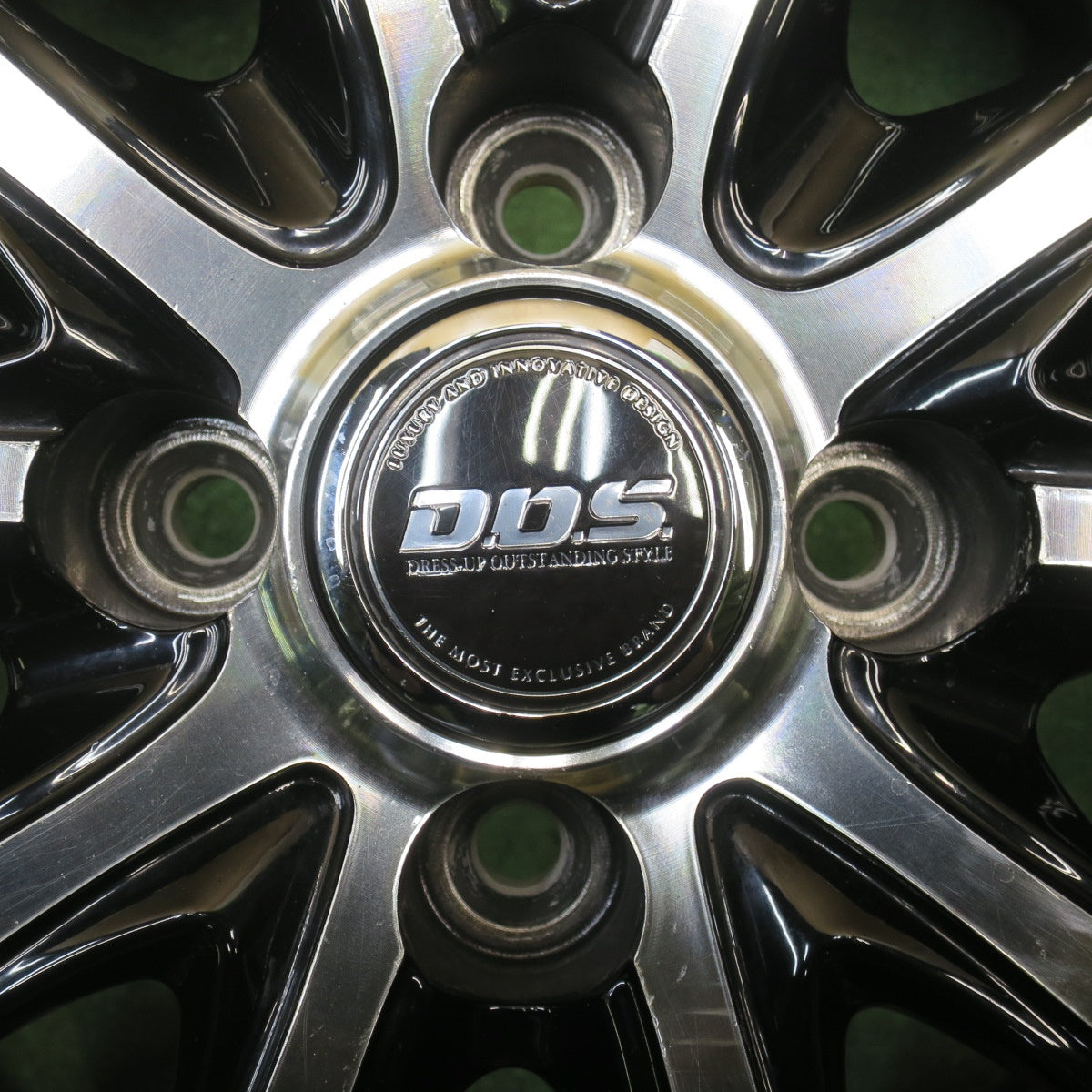 ほぼ未使用！24年！キレイ★スタッドレス 185/60R15 ダンロップ ウインターマックス WM02 D.O.S. DOS 15インチ PCD100/4H★6020909NJス