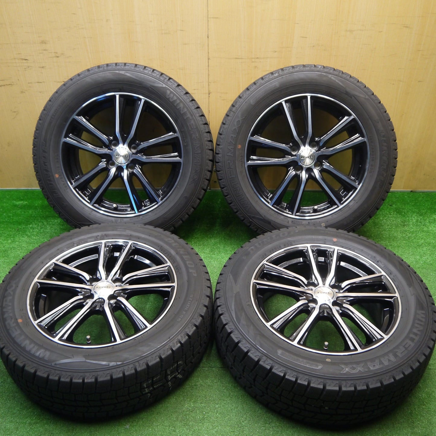 バリ溝！キレイ！9.5分★スタッドレス 195/65R16 ダンロップ ウインターマックス WM02 Lofida XJ5 ロフィーダ 16インチ PCD100/4H★5111101Hス