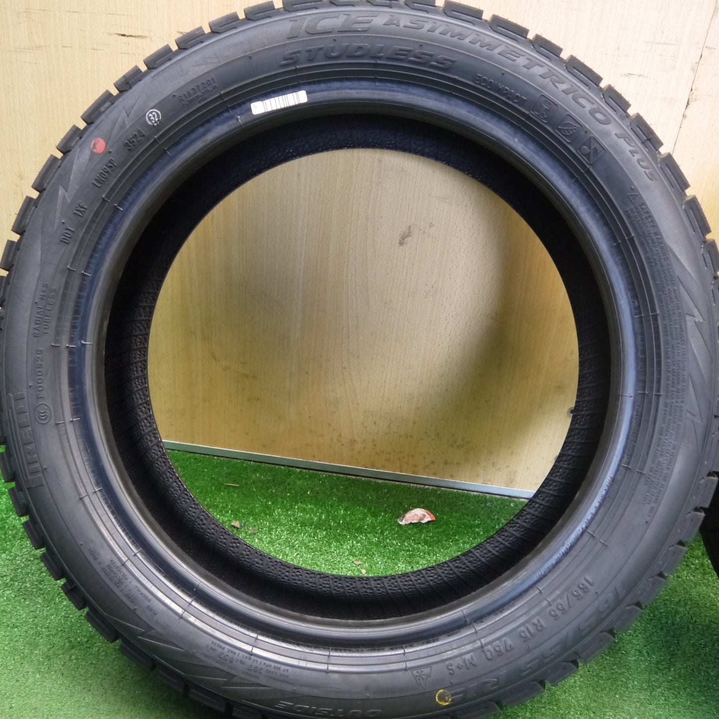 未使用！24年！2本★スタッドレス 165/55R15 ピレリ アイス アシンメトリコ プラス タイヤ 15インチ N-BOX スペーシア タント N-ONE ワゴンR 等★6050806Hスタ