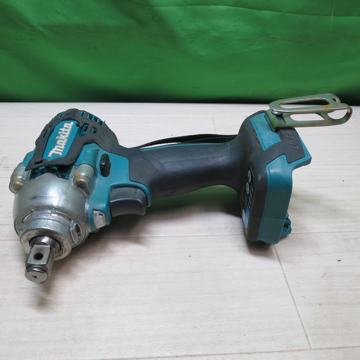 [送料無料] ☆マキタ 充電式 インパクト レンチ TW300D 電動 工具 18V コードレス Makita ①☆