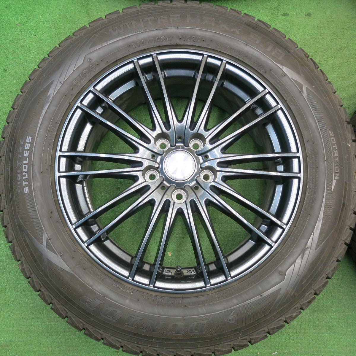 バリ溝！21年！9.5分★スタッドレス 225/65R17 ダンロップ ウインターマックス SJ8 SJ8+ VELVA AGUDO ヴェルヴァ 17インチ PCD114.3/5H★5051104HAス