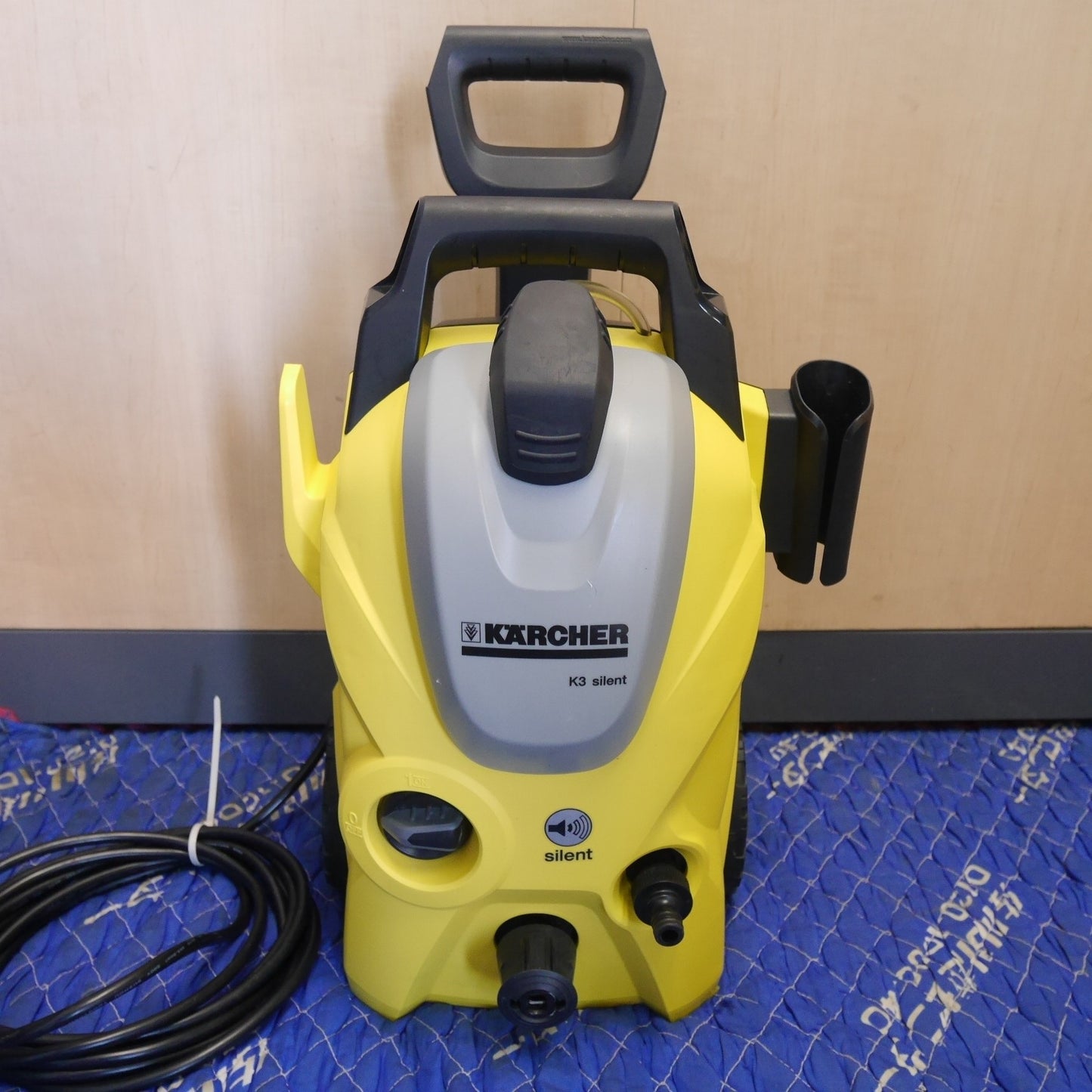 [送料無料] キレイ！付属品付き☆KARCHER ケルヒャー 家庭用 高圧 洗浄機 K3 サイレント ベランダ K3 SILENT 洗浄 清掃 掃除 洗車☆