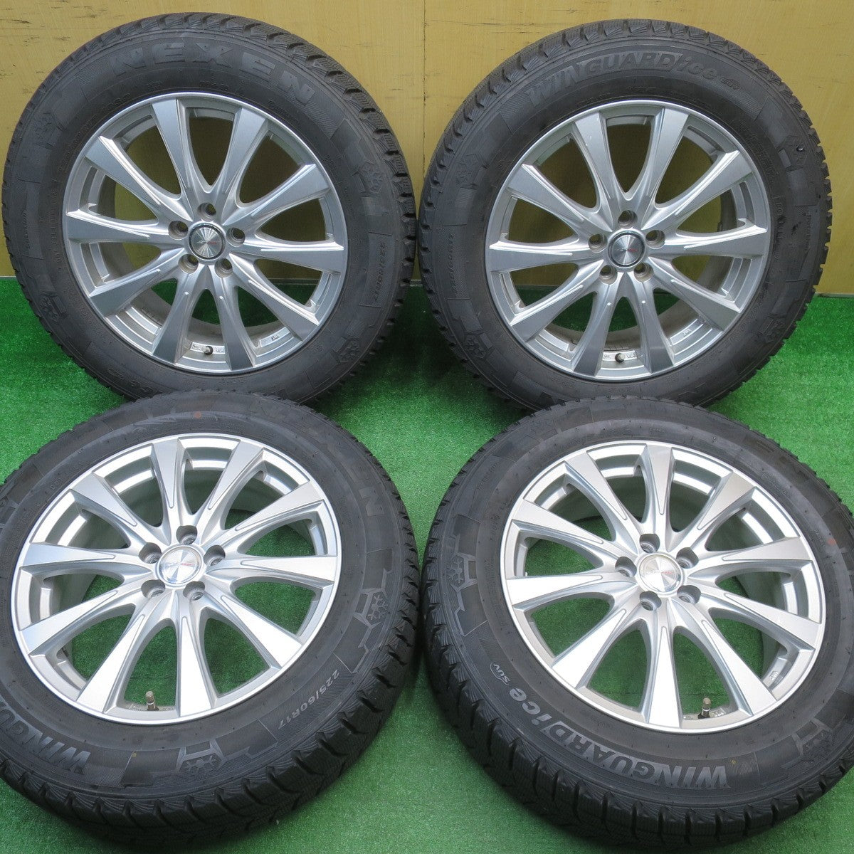 バリ溝！22年！キレイ！9.5分★XV 等 225/60R17 スタッドレス ネクセン ウィンガード アイス SUV JOKER ジョーカー 17インチ PCD100/5H★5110501NJス