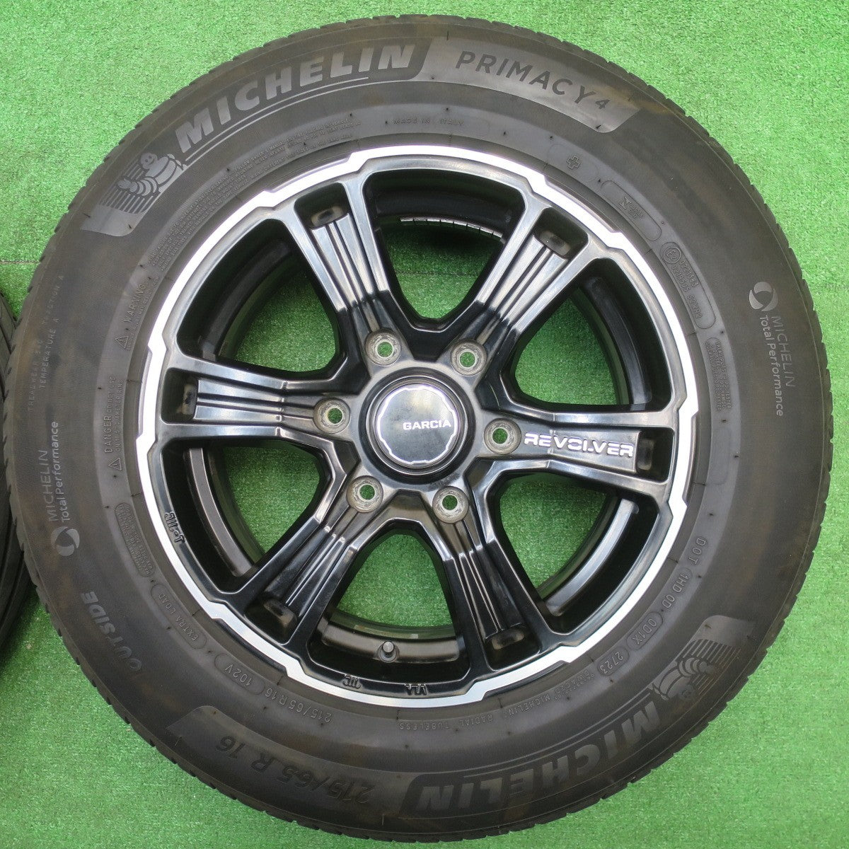 4本価格！23年★MID Garcia SS リボルバー KC 215/65R16 ミシュラン プライマシー4 16インチ ガルシア PCD139.7/6H★5102906NJノ