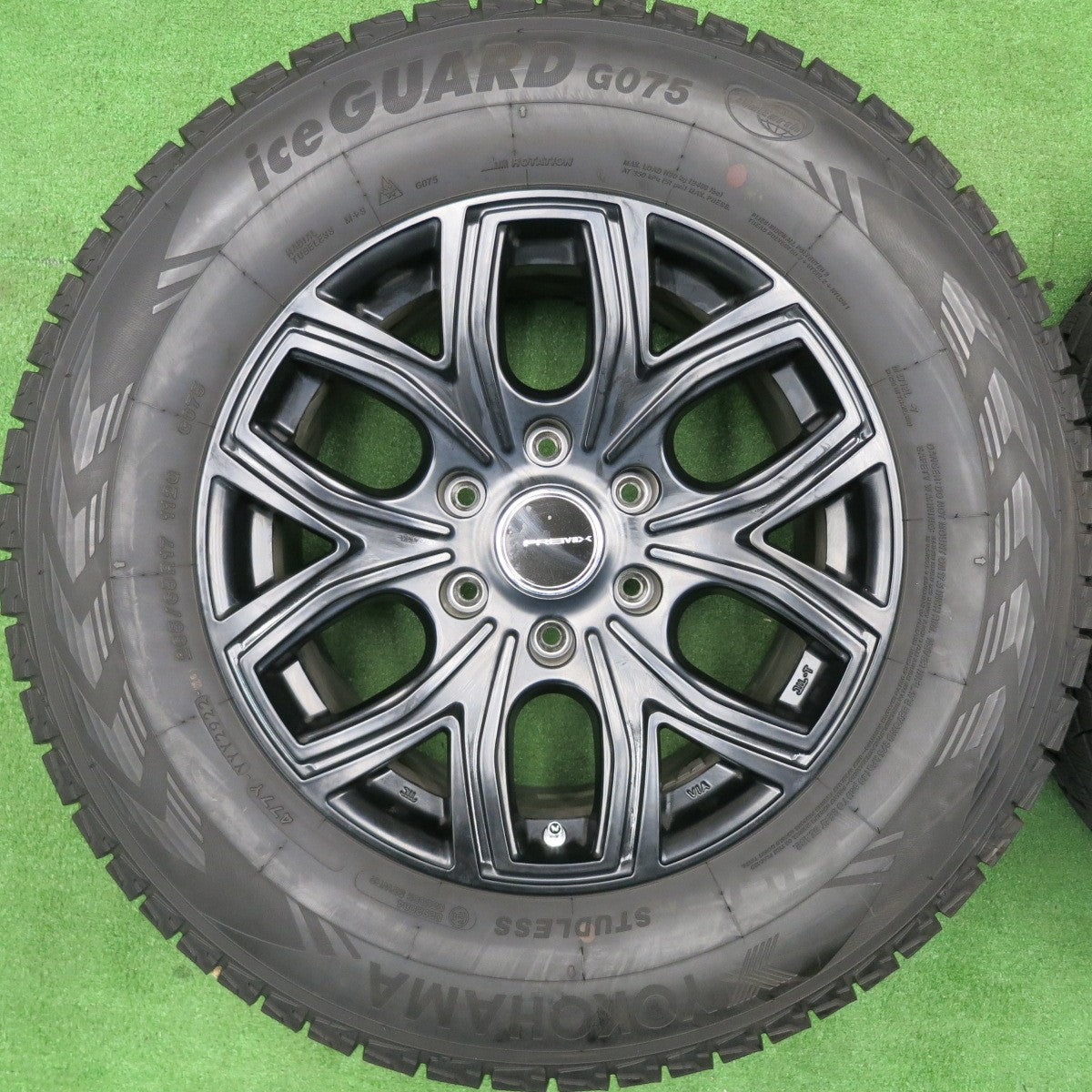 [送料無料] バリ溝！22年！キレイ！9.5分★PREMIX 飛車 265/65R17 スタッドレス ヨコハマ アイスガード G075 プレミックス 17インチ PCD139.7/6H★4120708NJス